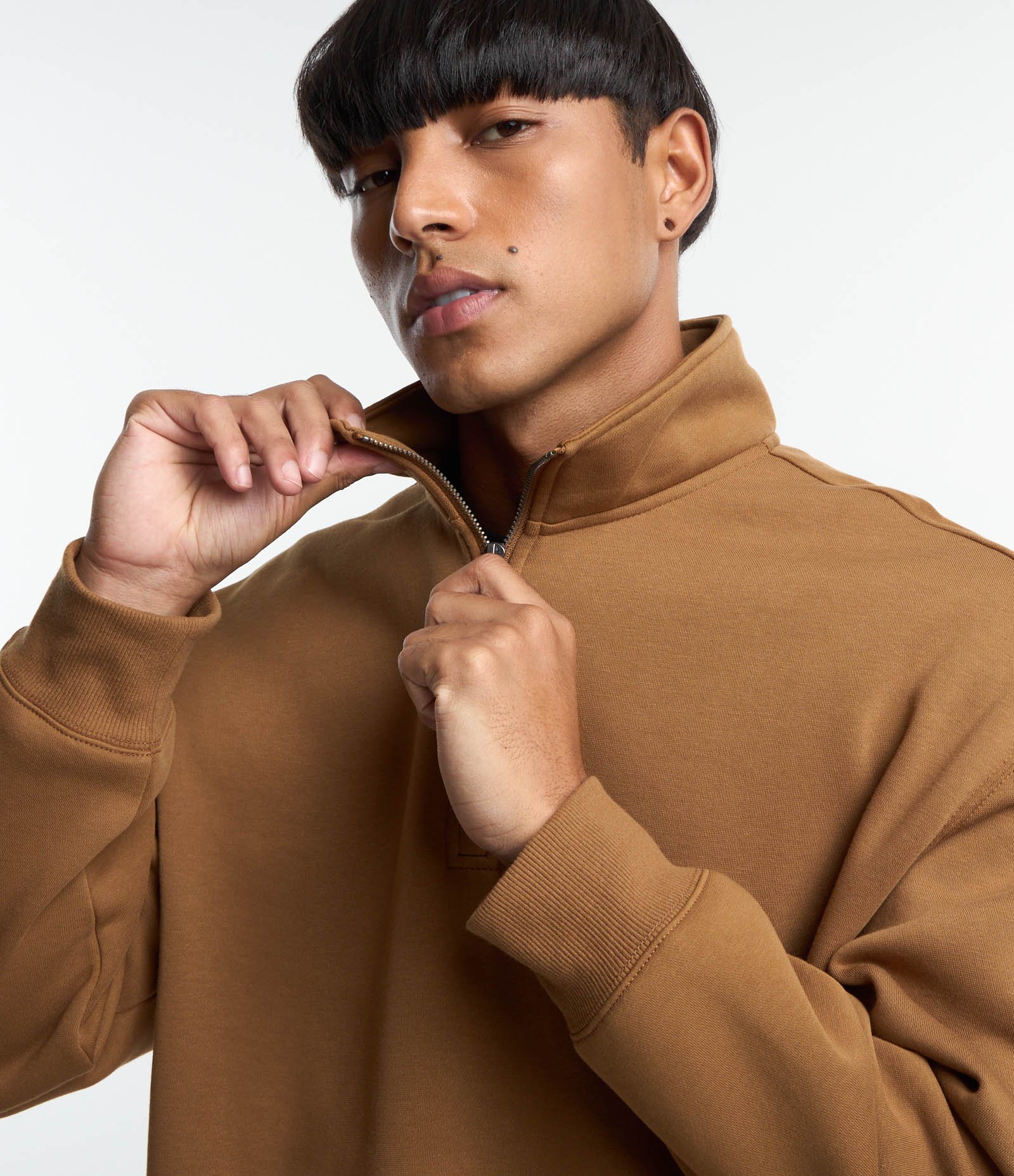 Blusão em Moletom com Gola Alta com Zíper e Bolso Canguru 5