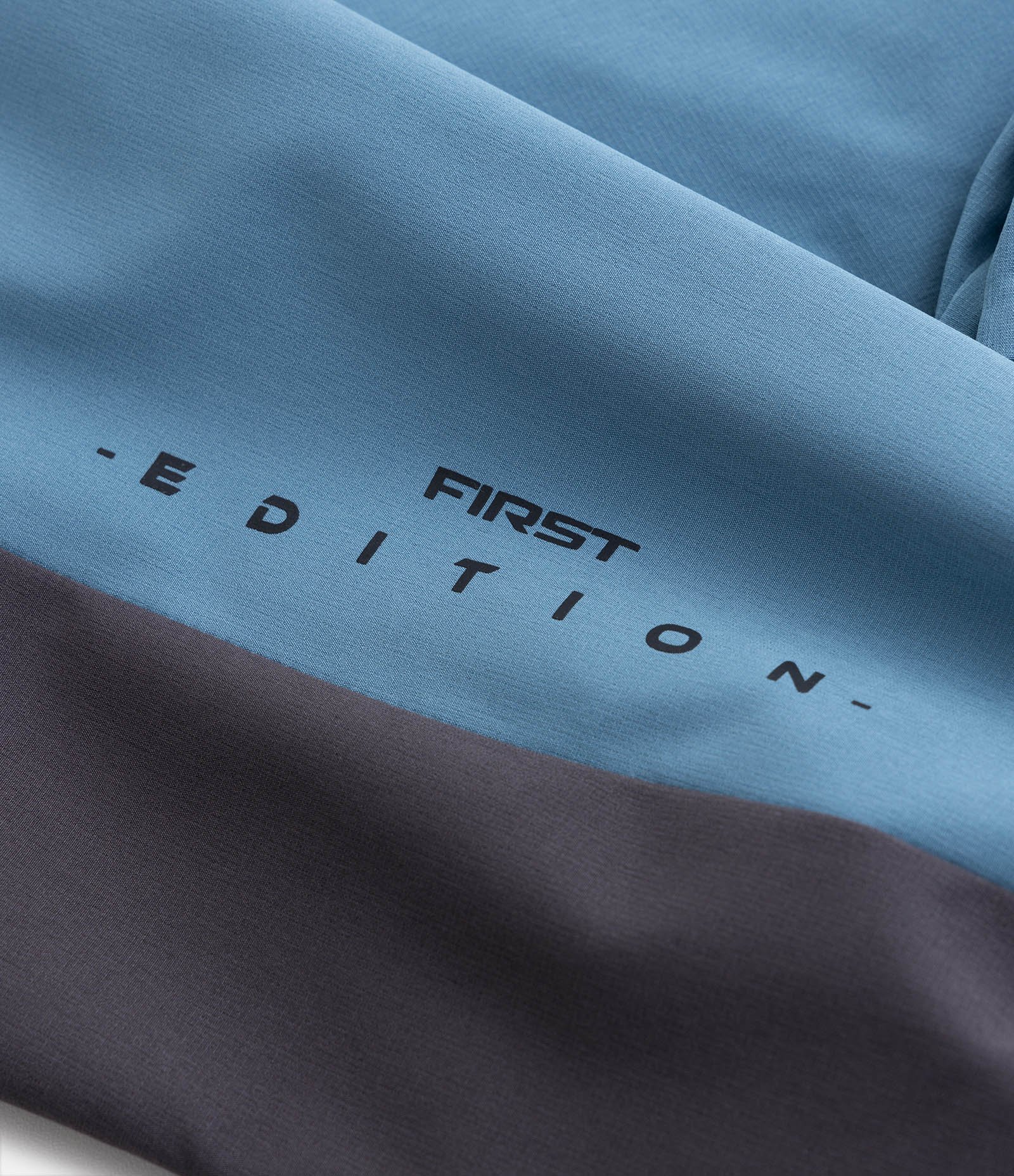 Jaqueta Infantil com Capuz e Recortes - Tam 5 a 14 Anos Azul/Preto 4