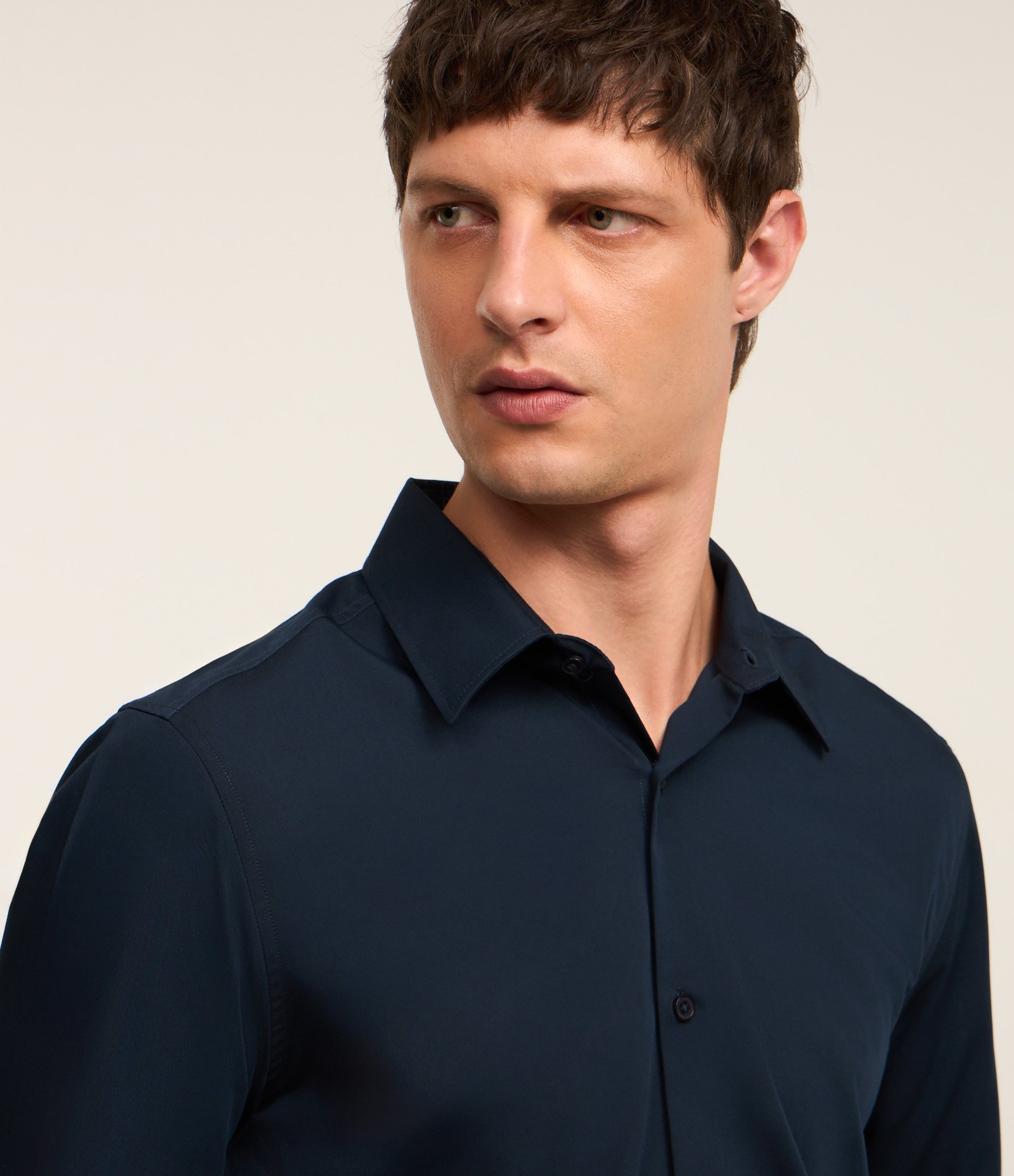 Camisa Slim em Fibra de Bambu Azul Marinho 4