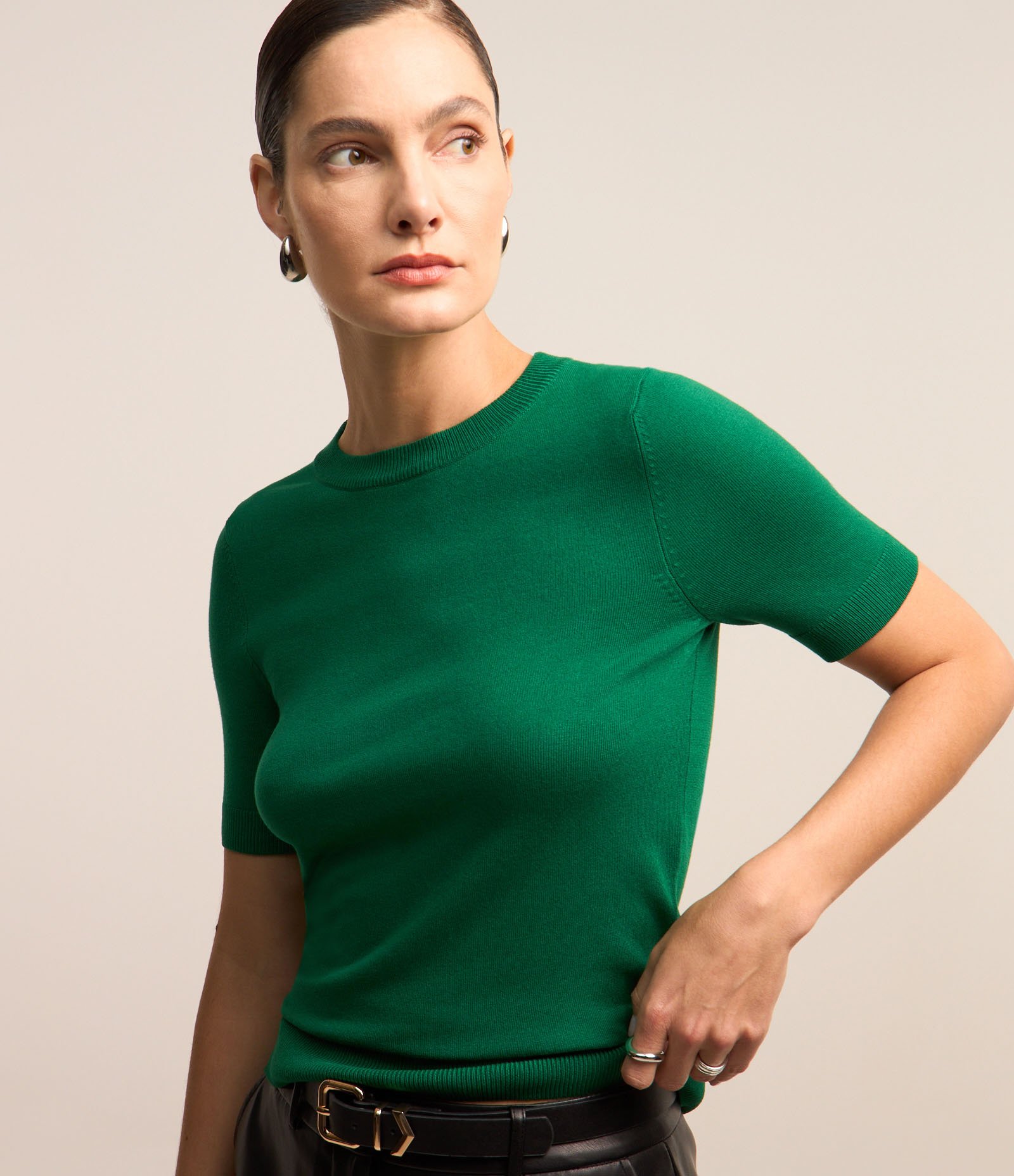 Blusa Básica em Tricô com Barra Canelada 1