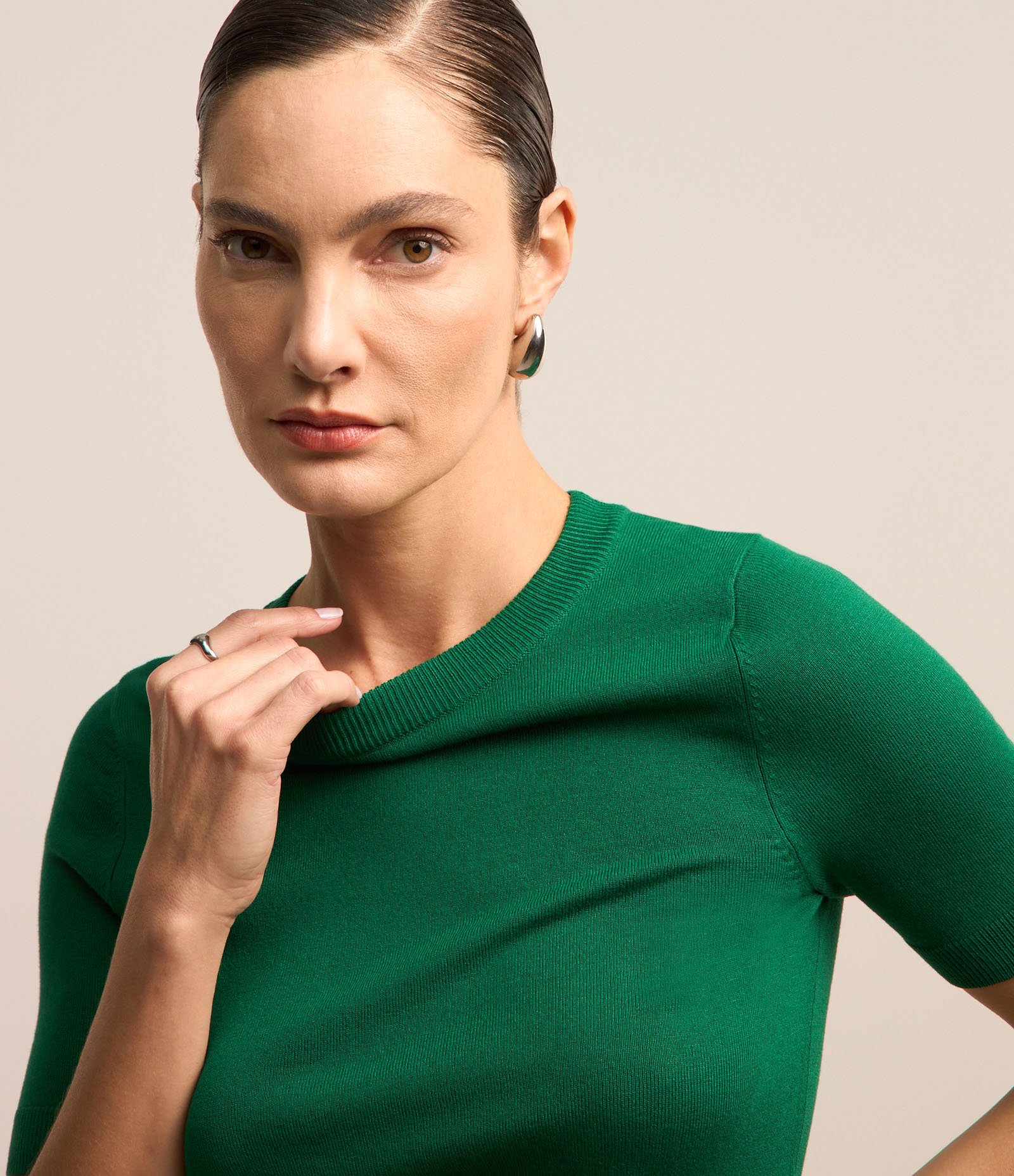 Blusa Básica em Tricô com Barra Canelada 3