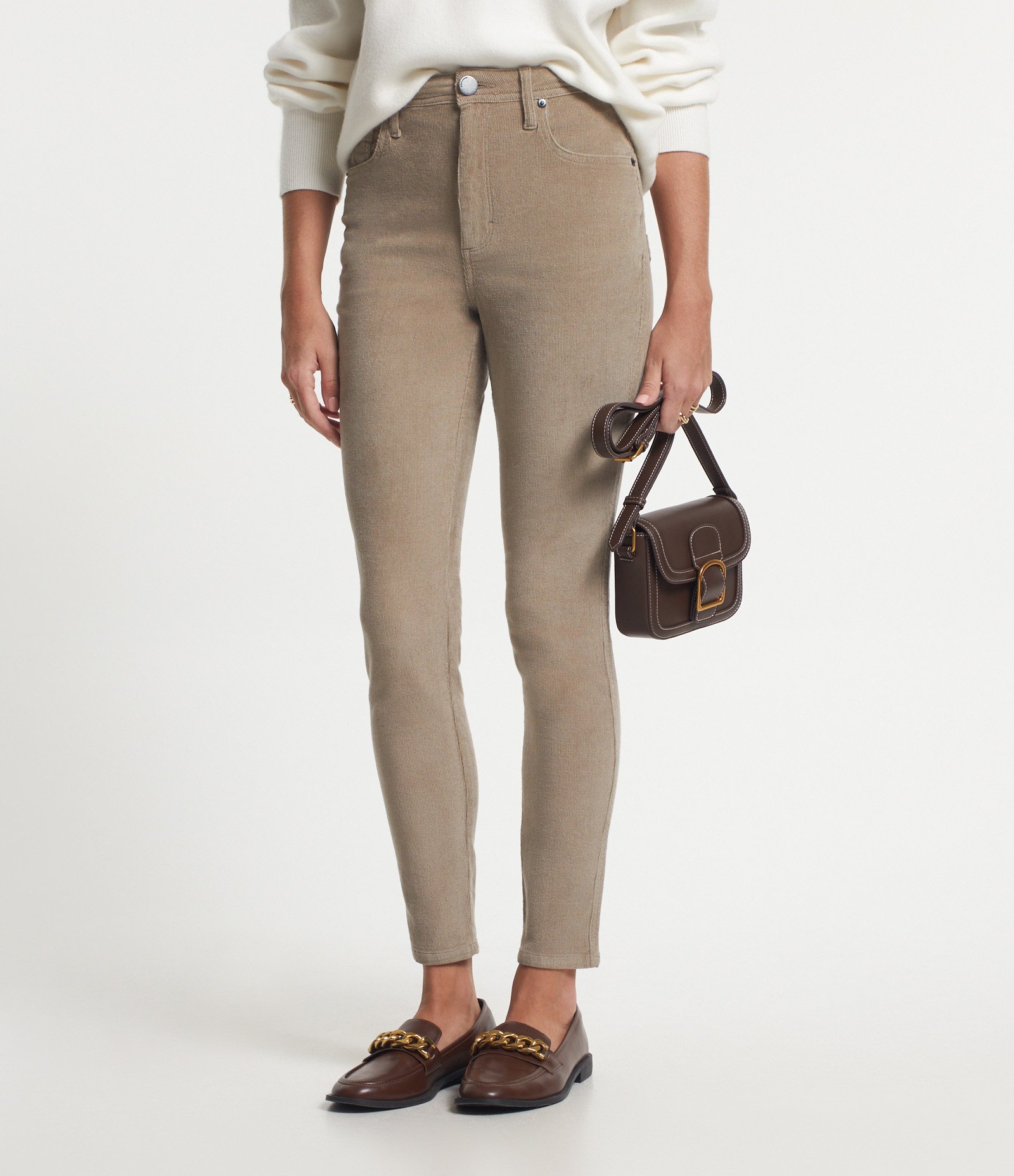 Calça Skinny em Veludo Cotelê 3