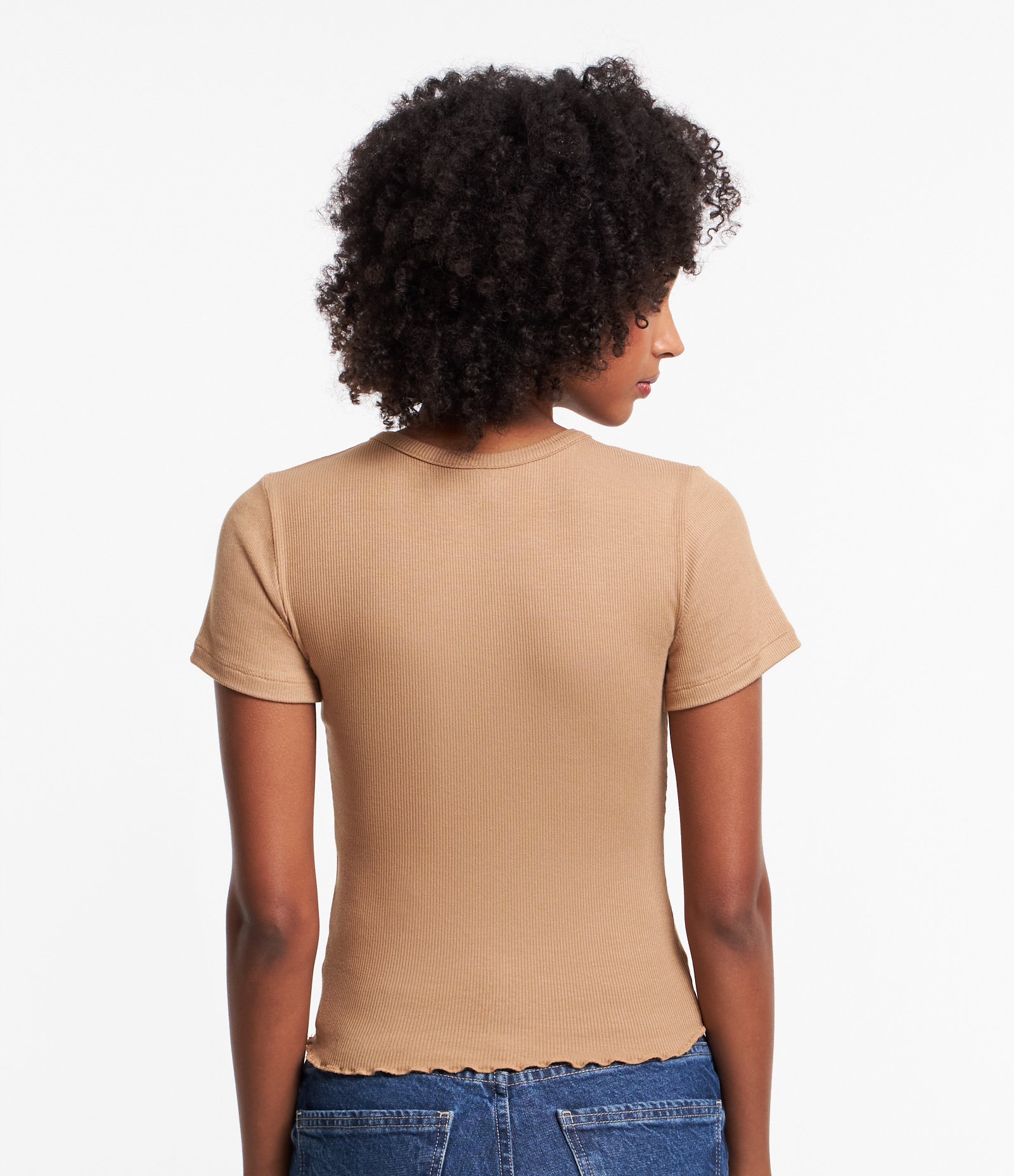 Blusa Em Viscose Texturizada E Frufru Na Barra Marrom