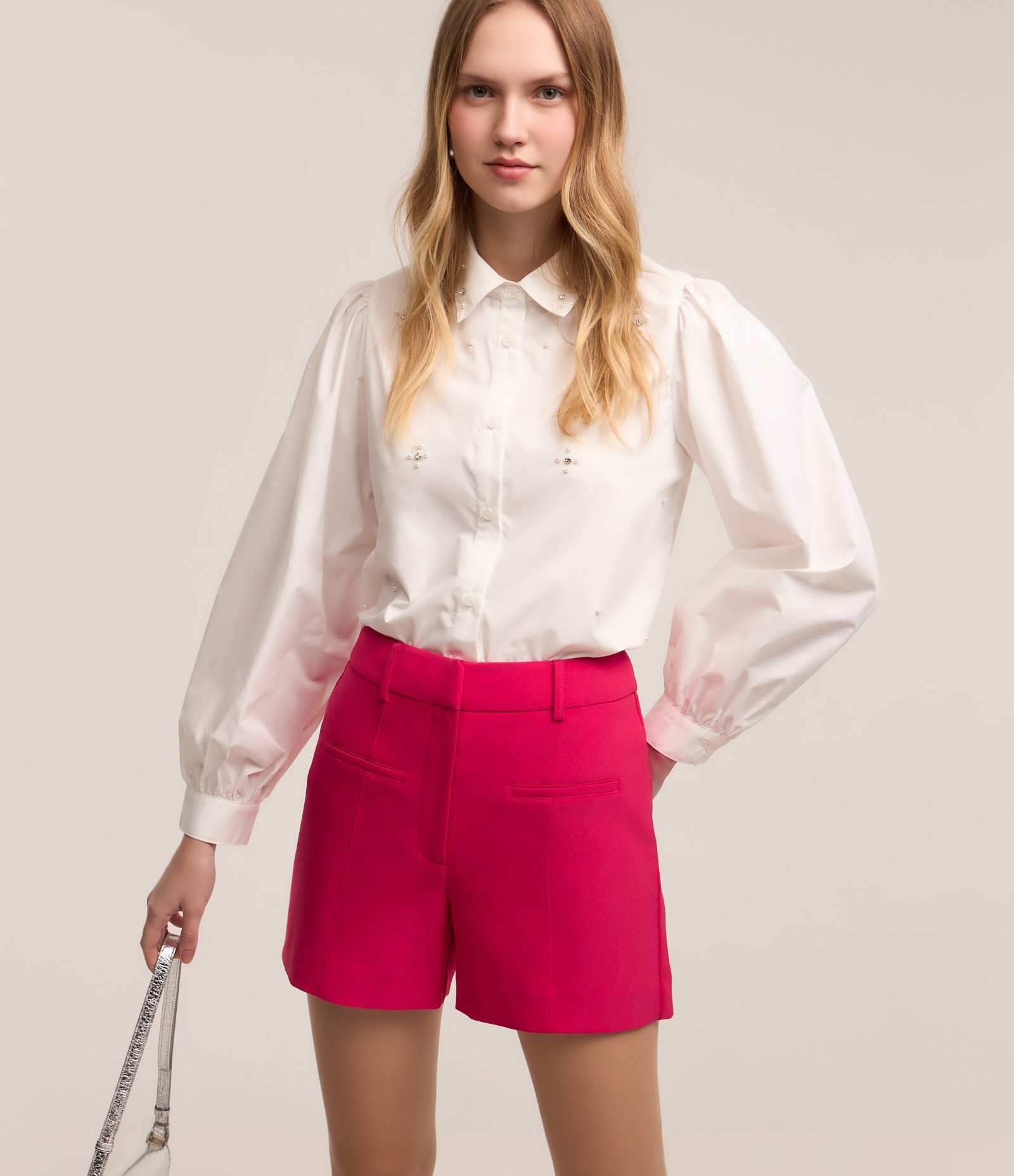 Bermuda Alfaiatada em Crepe com Bolso Fake Rosa Pink 3