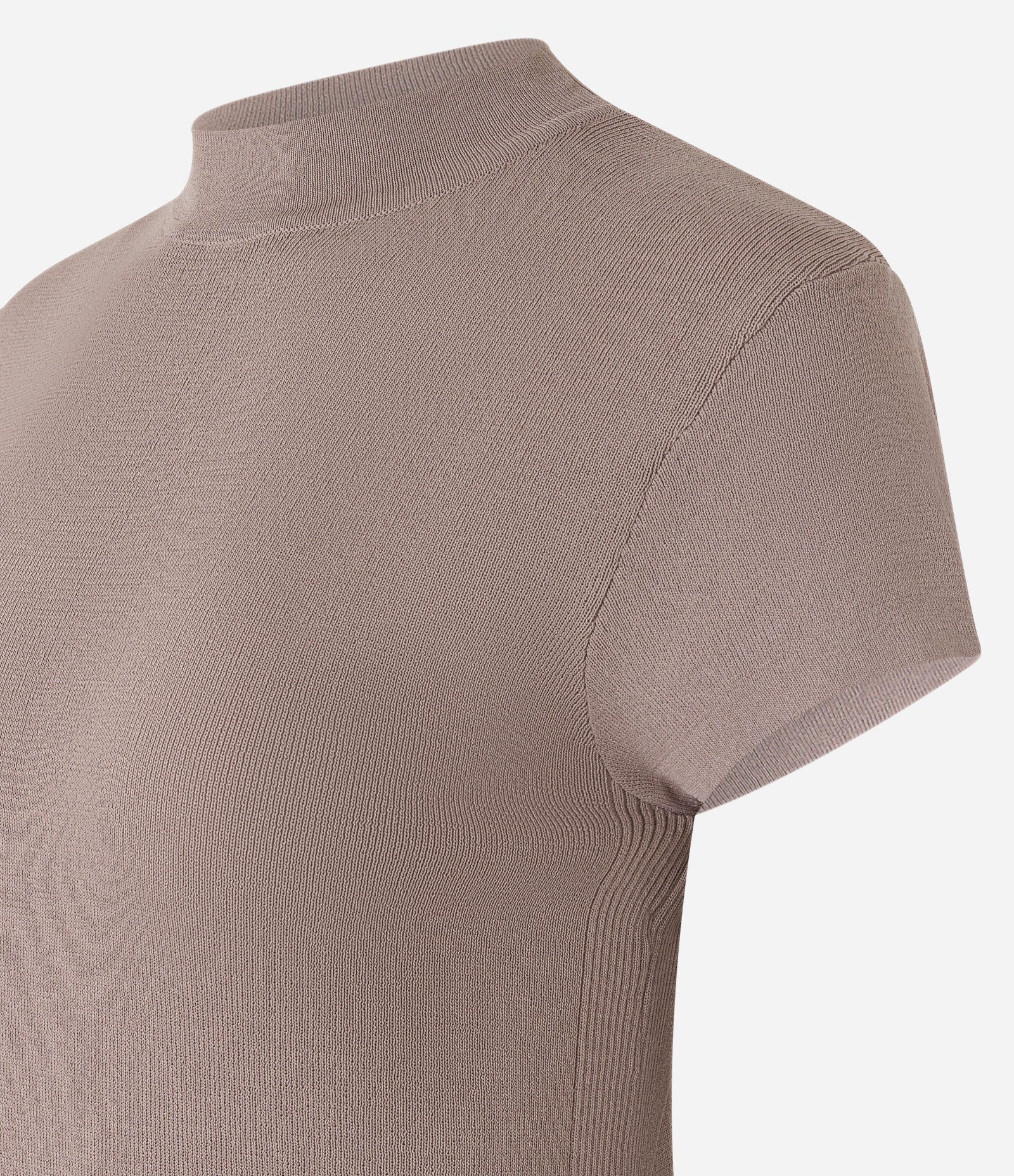 Blusa Canelada em Ribana com Gola Altinha Marrom 6