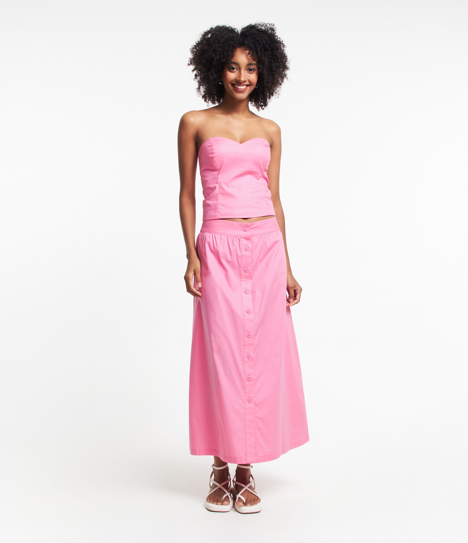 Blusa Cropped em Tricoline Tomara que Caia com Decote Coração Rosa 2