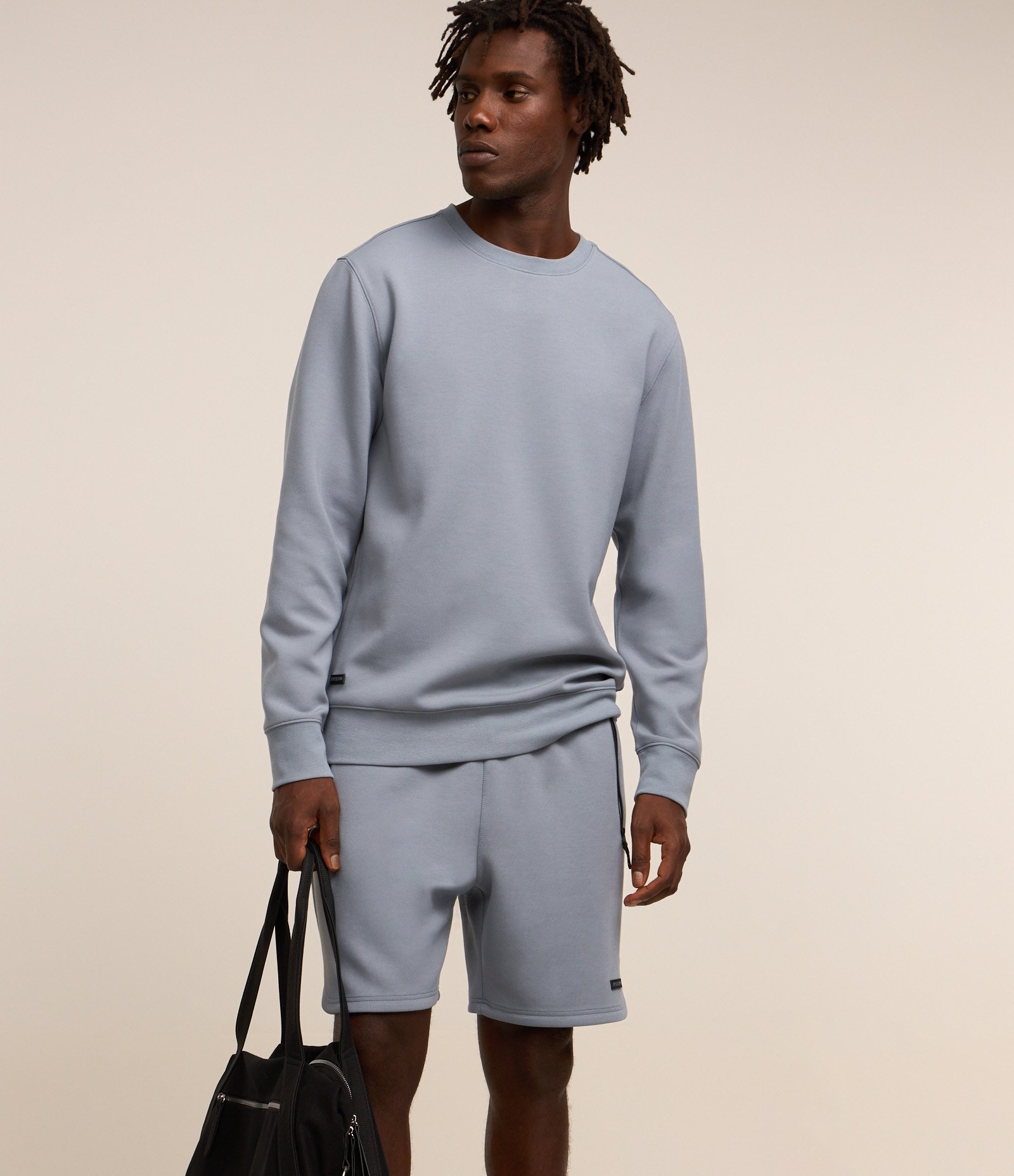 Bermuda Esportiva em Moletom Tecnológico com Cós Elástico e Zíper no Bolso 5