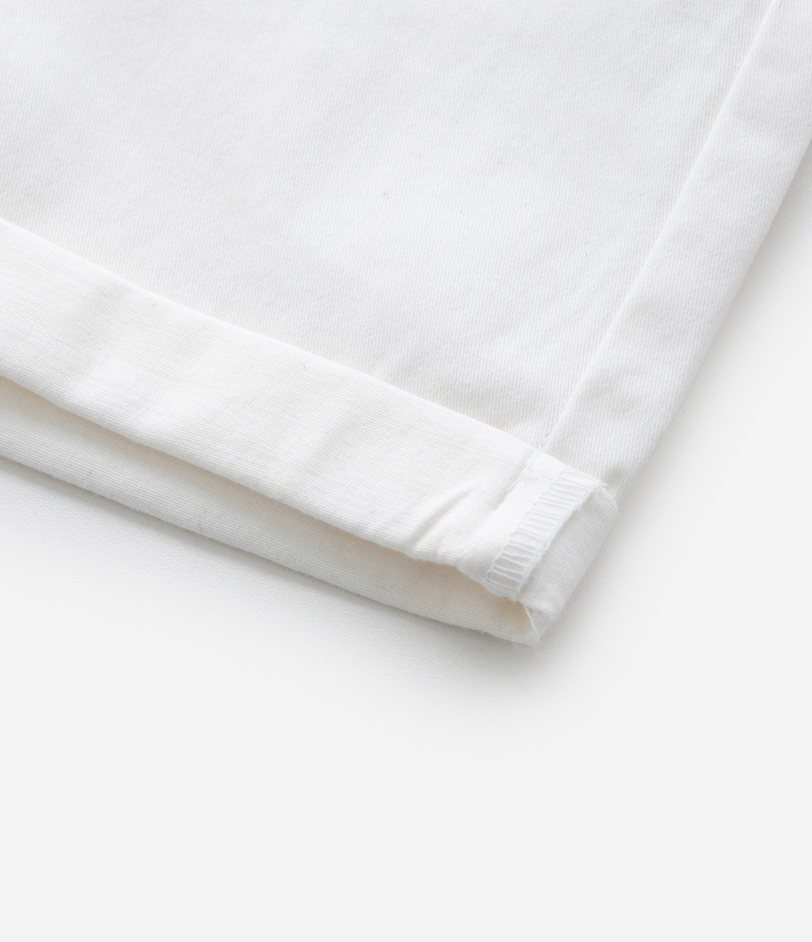 Bermuda Infantil em Sarja com Barra Dobrada - Tam 5 a 14 anos Off White 4