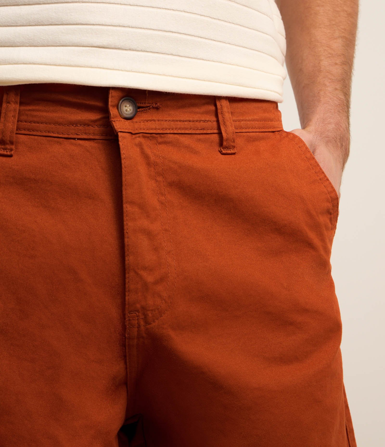 Bermuda Reta em Sarja com Bolso 3