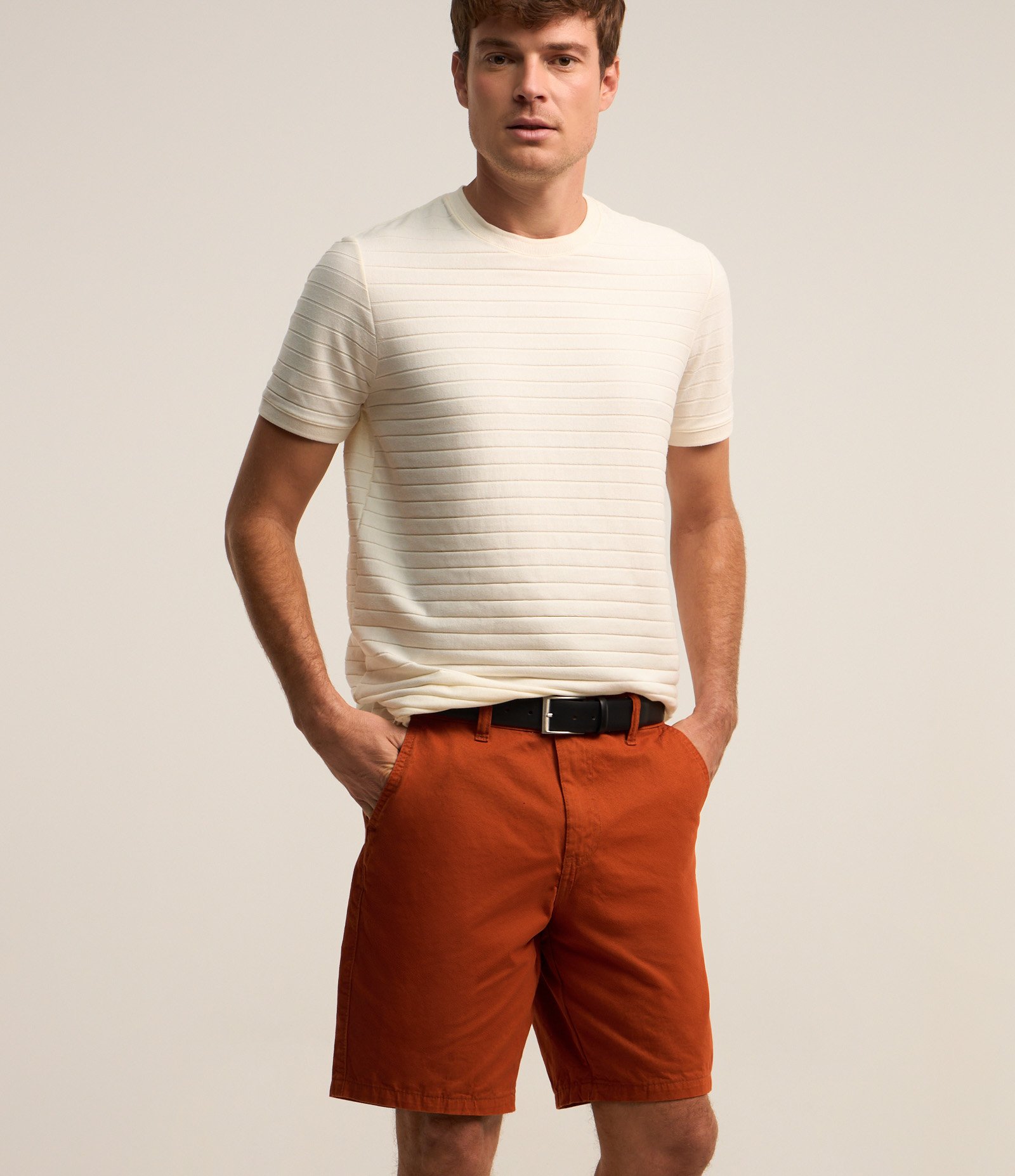 Bermuda Reta em Sarja com Bolso 4