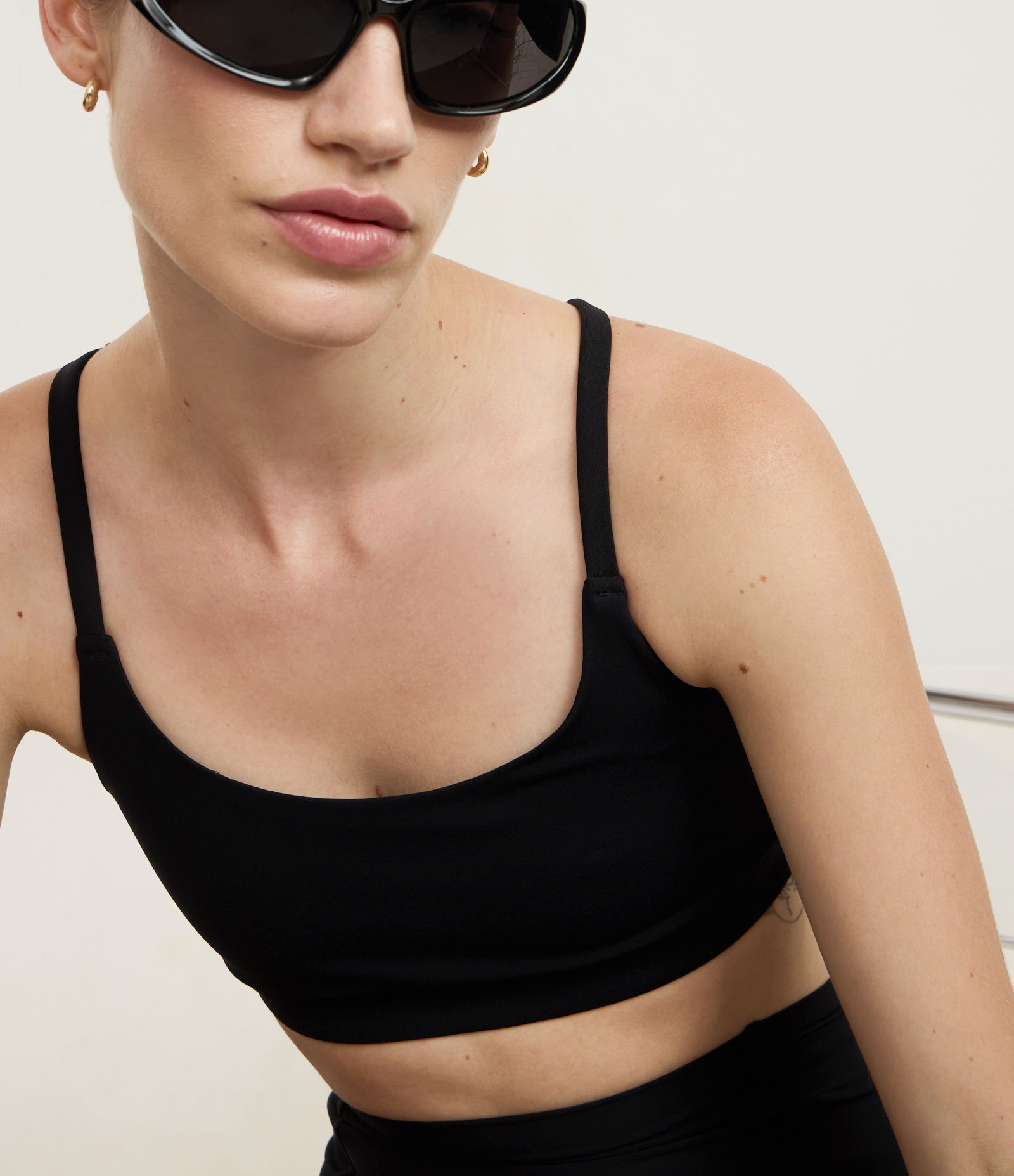 Top Esportivo Nadador sem Bojo em Poliamida Preto 3