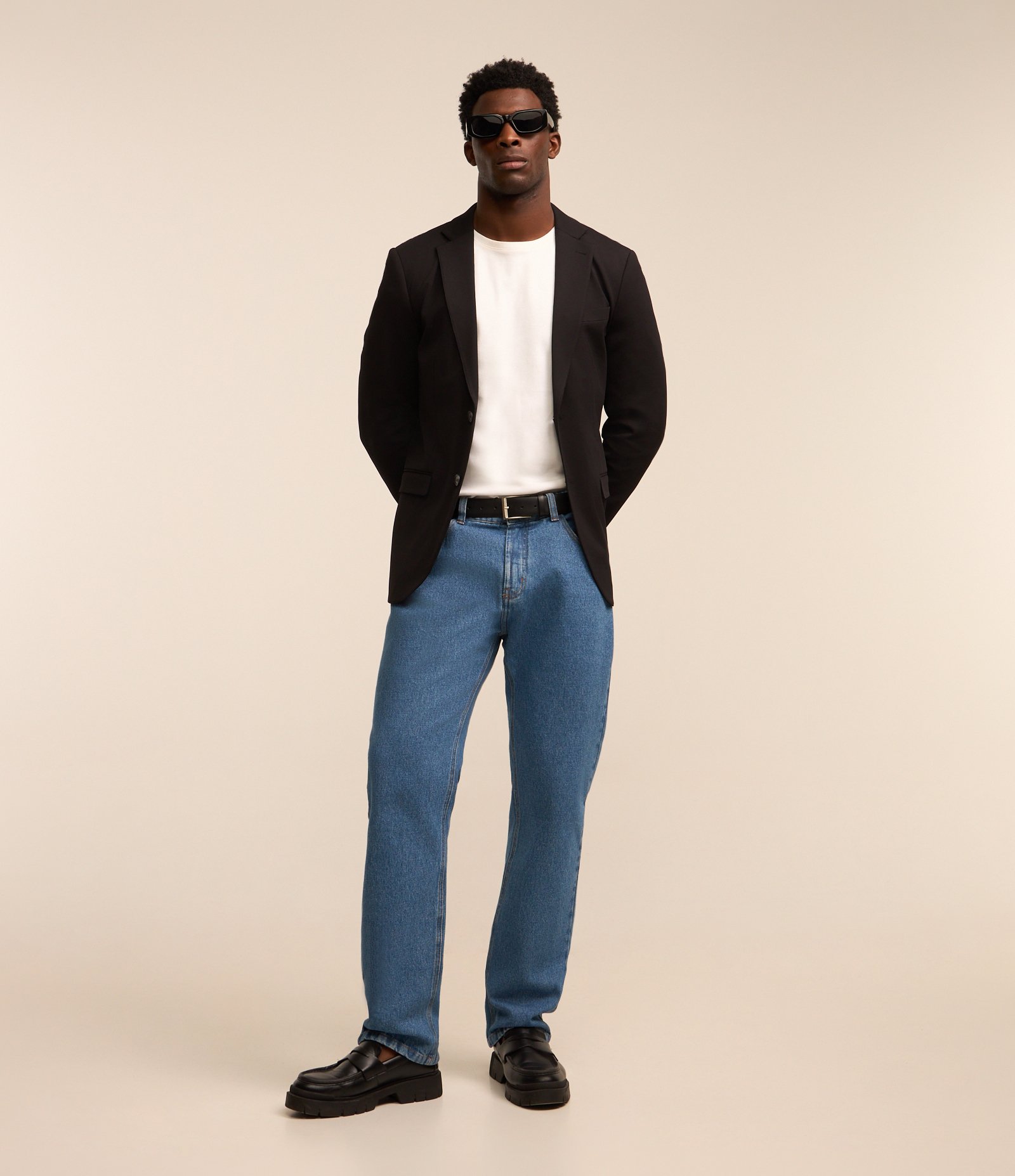 Blazer em Tricoline com Leve Textura Preto 2