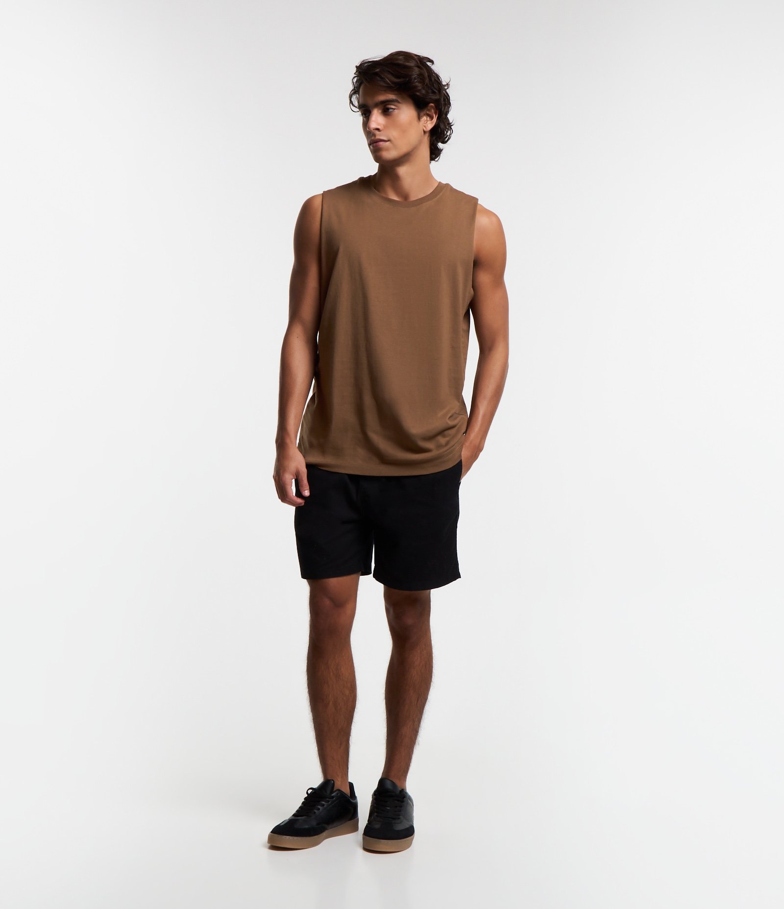 Regata Machão Básica em Algodão Marrom 2