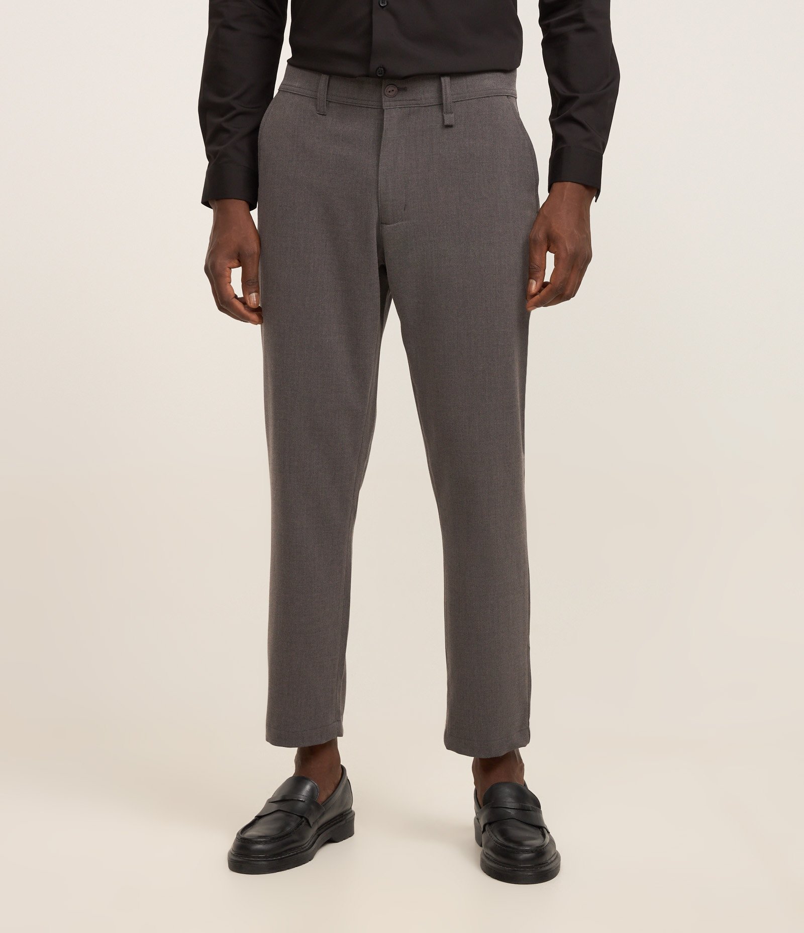 Calça Básica Slim Cropped Alfaiatada com Elastano Cinza 2