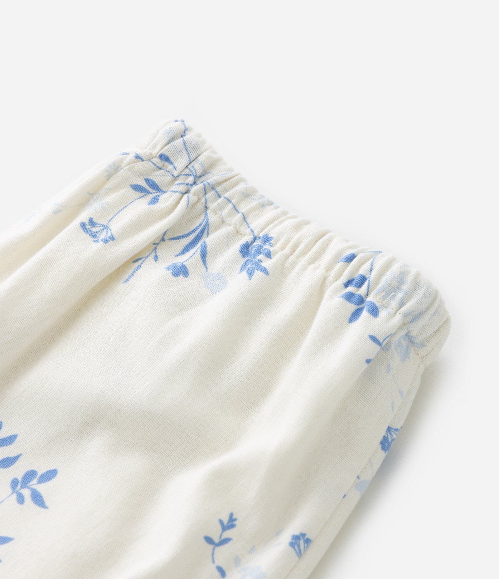 Calça Parachute Infantil em Viscolinho com Estampa Floral - Tam 5 a 14 Anos Bege 3