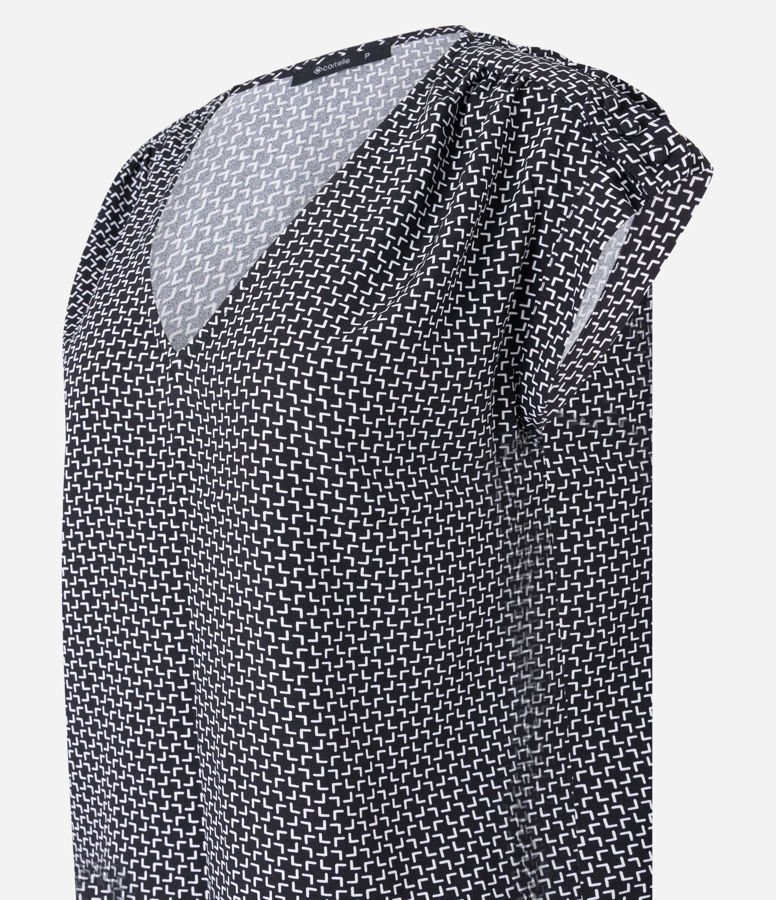 Blusa em Crepe com Detalhe no Ombro e Estampa Geométrico Preto/ Branco 6