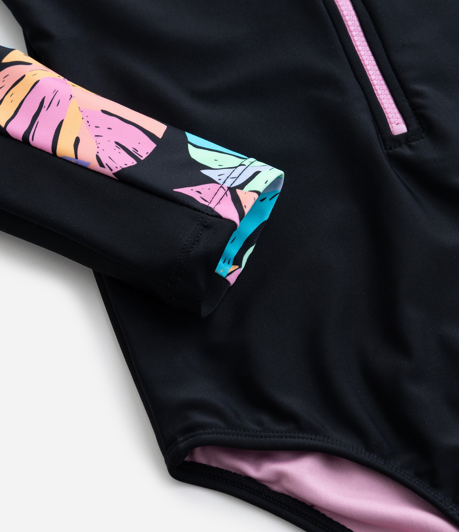 Maiô Infantil com Proteção UV e Estampa Folhas - Tam 5 a 14 Anos Preto 4