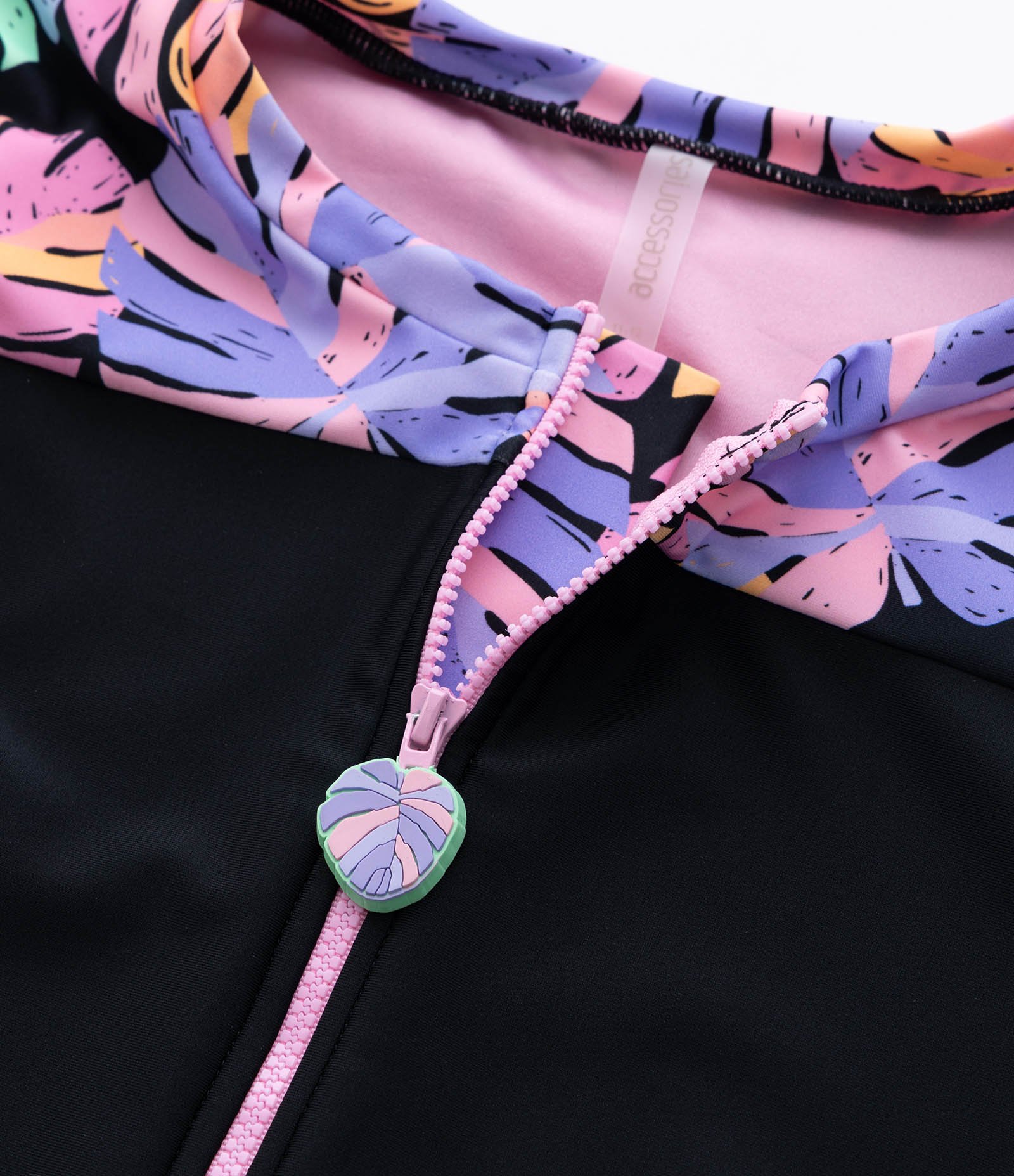 Maiô Infantil com Proteção UV e Estampa Folhas - Tam 5 a 14 Anos Preto 5