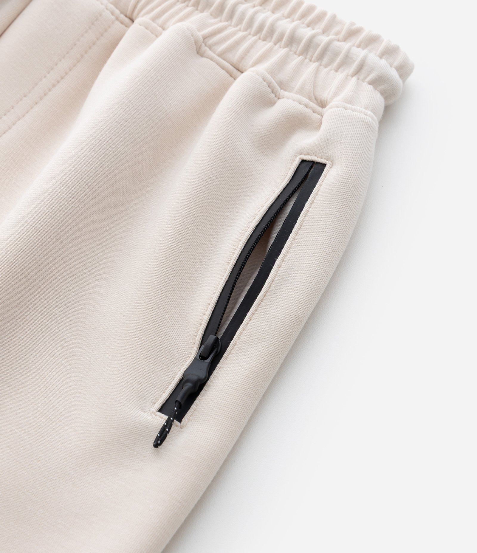 Bermuda Infantil em Moletom com Bolso com Zíper - Tam 5 a 14 Anos Bege 7