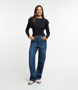 Calça Reta Jeans com Detalhe no Bolso e Cós Transpassado