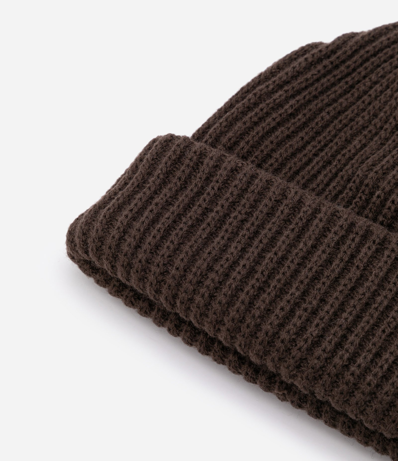 Touca Canelada em Tricô com Dobra Marrom 3