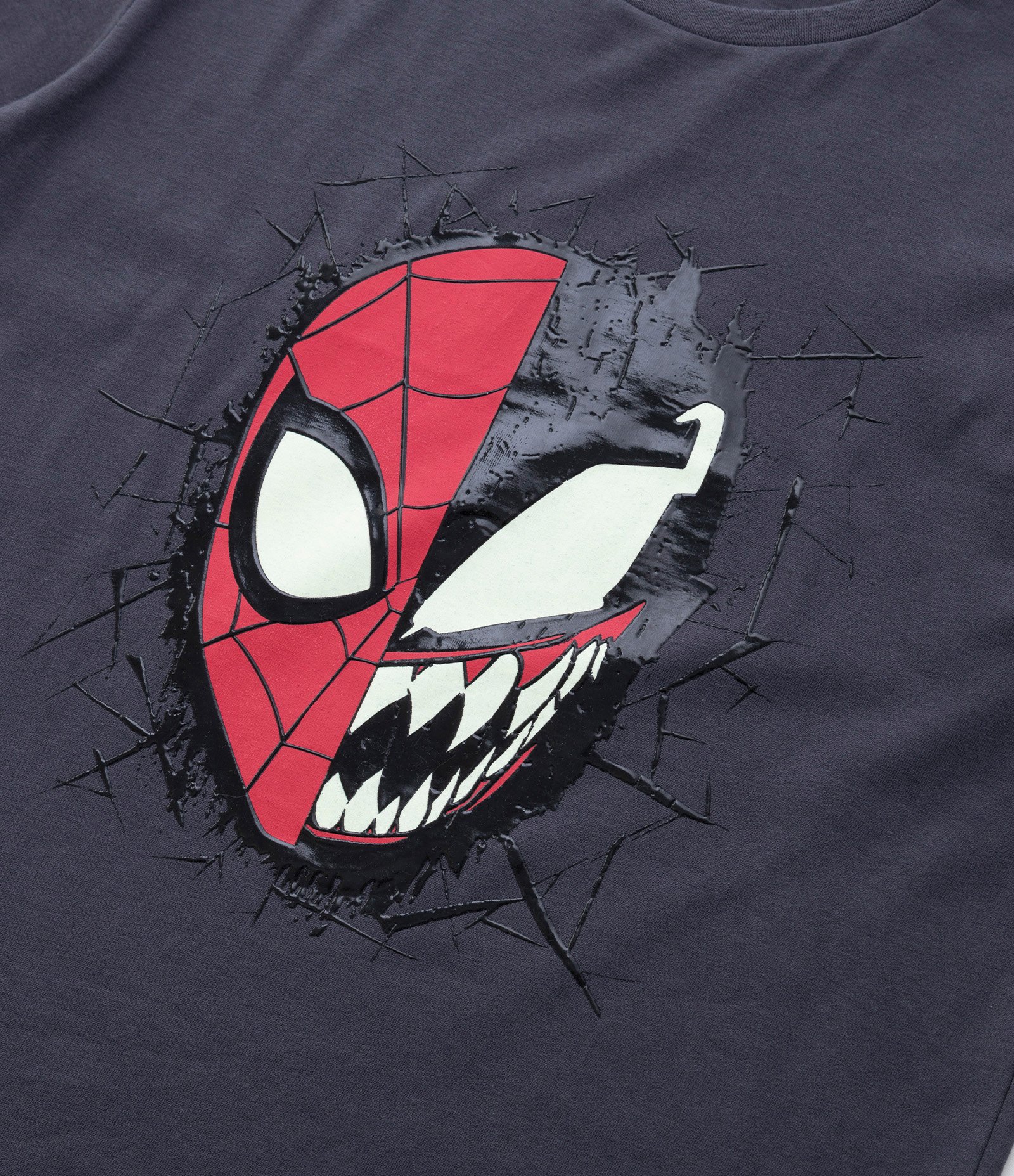 Pijama Infantil Estampa Do Homem Aranha Miles Morales Que Brilha No