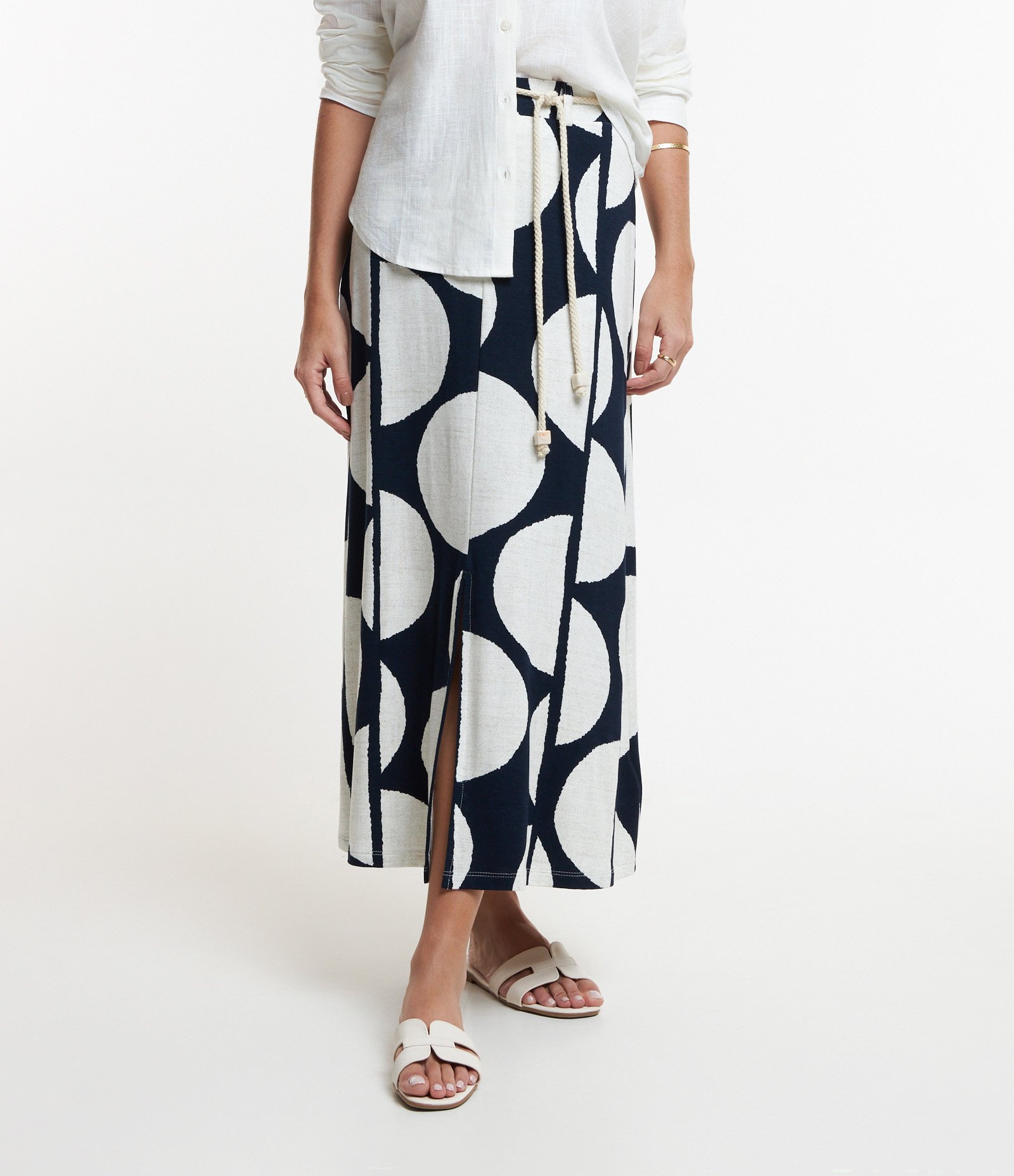 Saia New Midi em Moletinho com Cinto Cordão e Estampa Poá Big Azul/ Branco 1