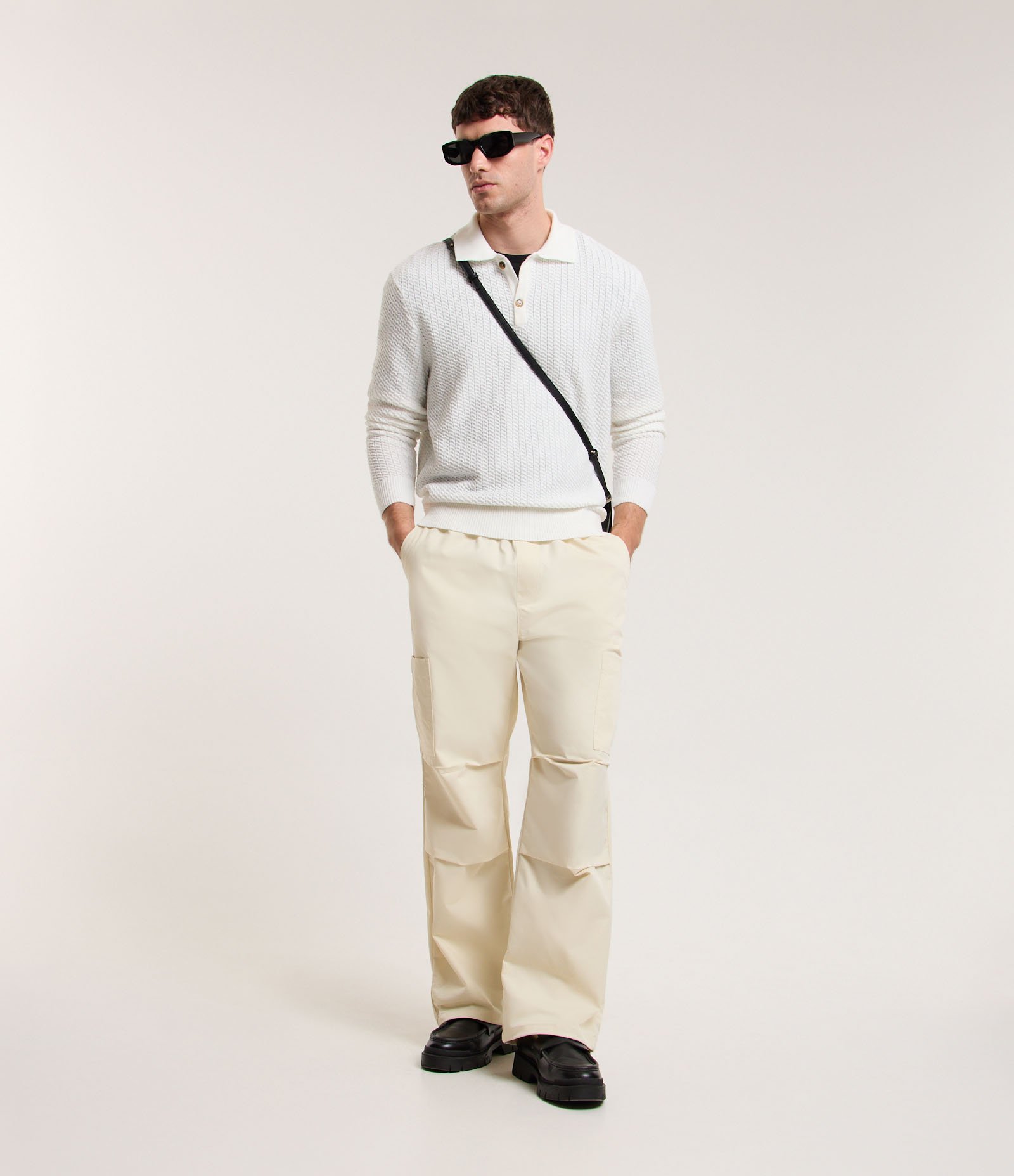 Calça Wide Leg com Bolso Lateral Bege 1