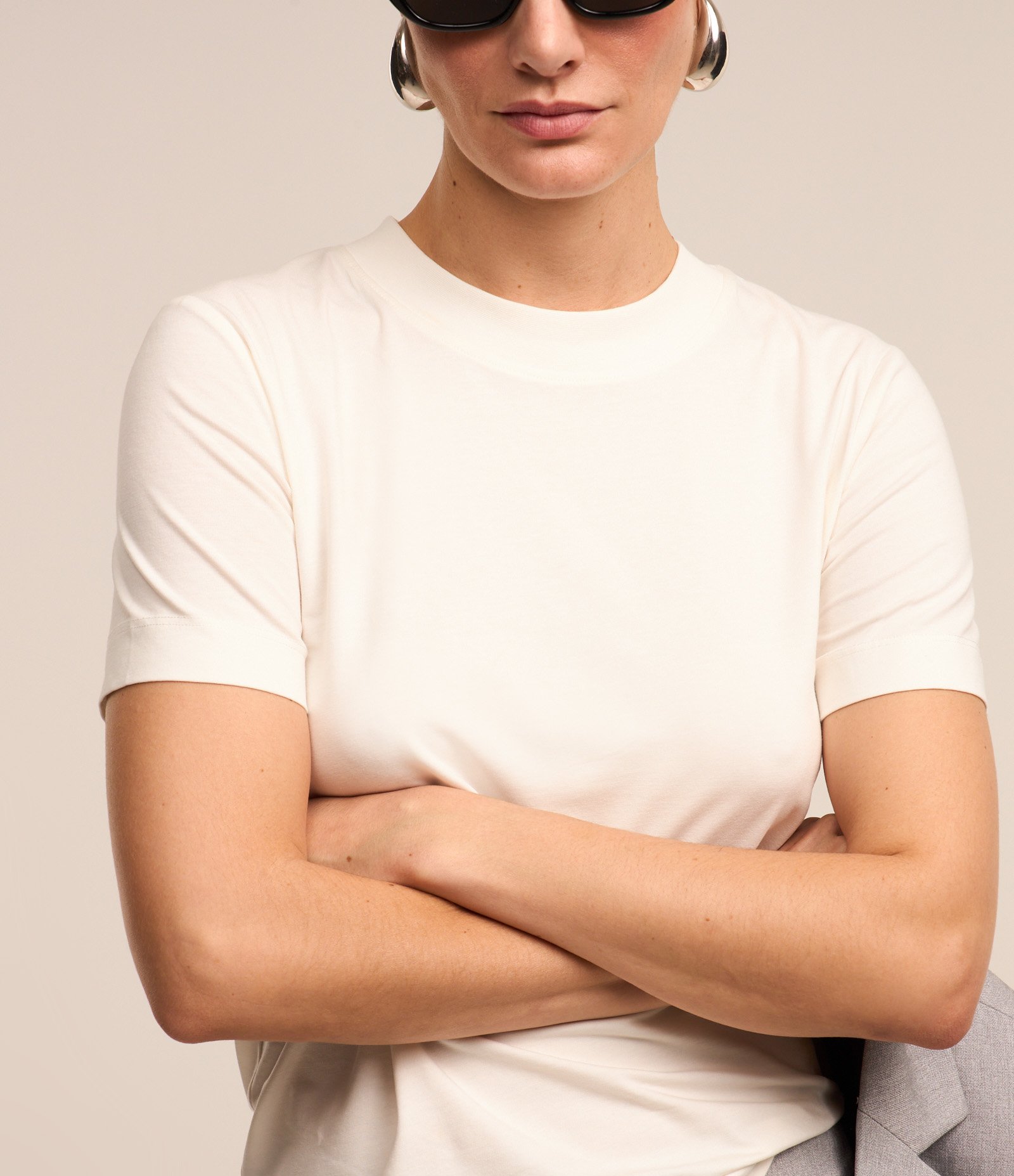 Blusa Básica Justinha em Ribana de Algodão Off White 3