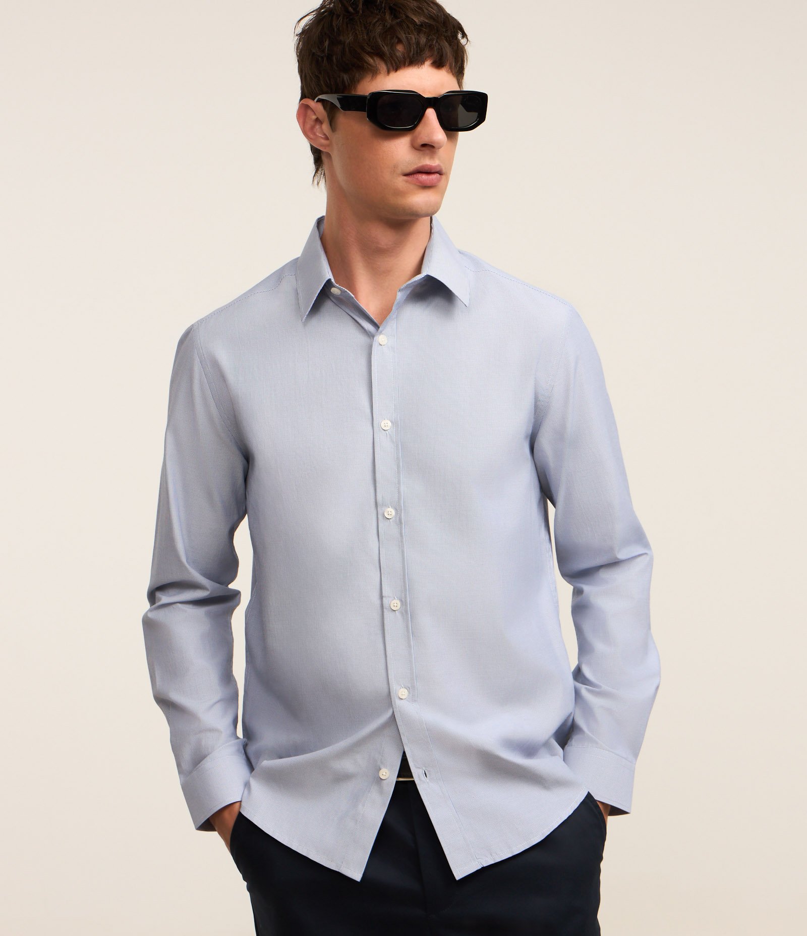 Camisa em Tricoline com Padronagem Xadrez Grid Cinza 2