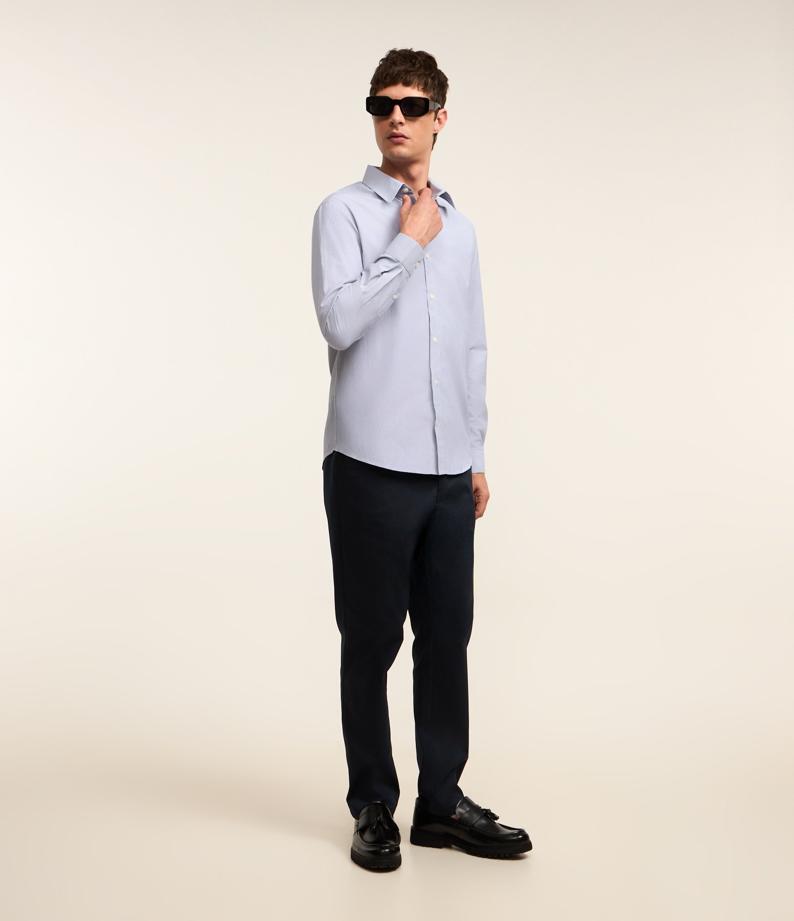 Camisa em Tricoline com Padronagem Xadrez Grid Cinza 3