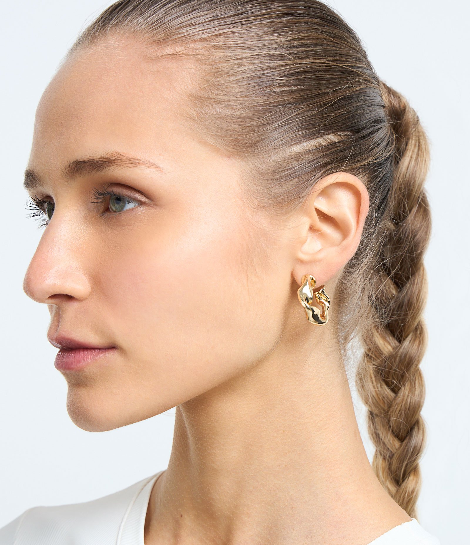 Kit 06 Brincos Texturizados com Formas Diferentes Dourado 3