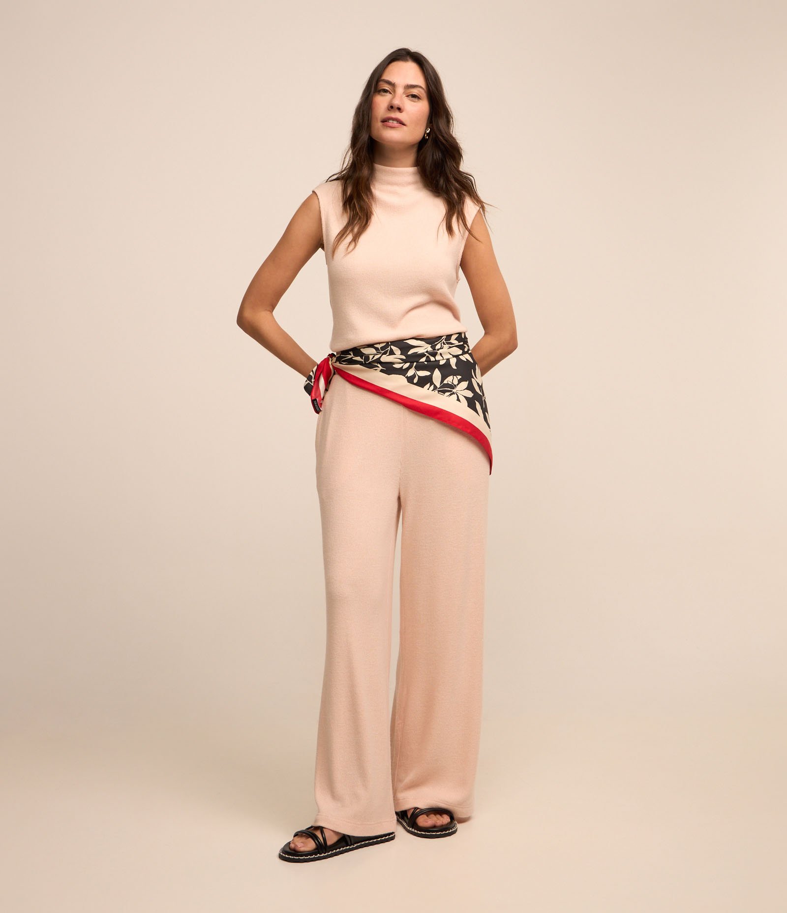 Blusa Sem Manga em Ribana com Golinha Alta Rosa Claro 2