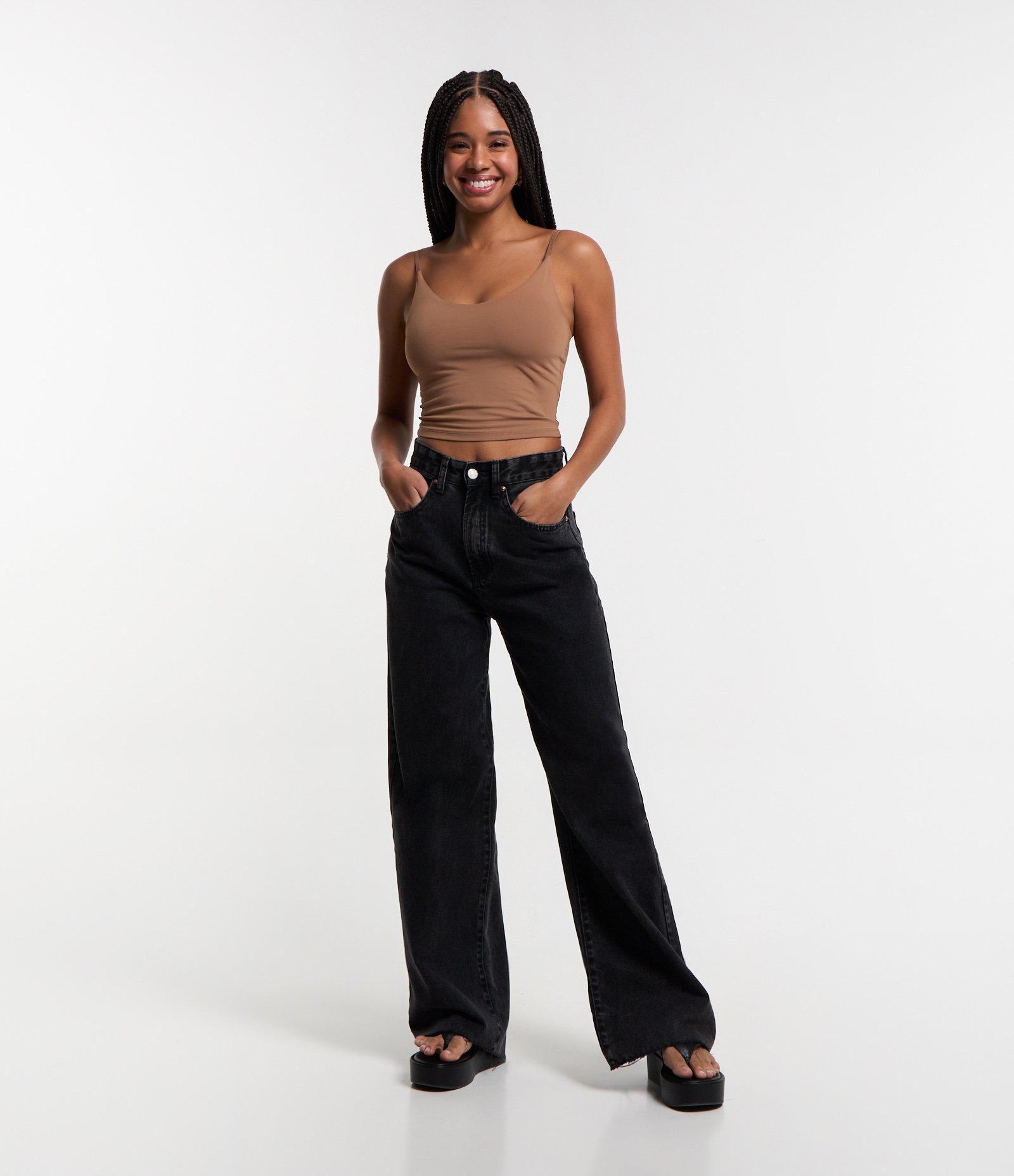 Blusa de Alça Básica em Poliamida Marrom 2