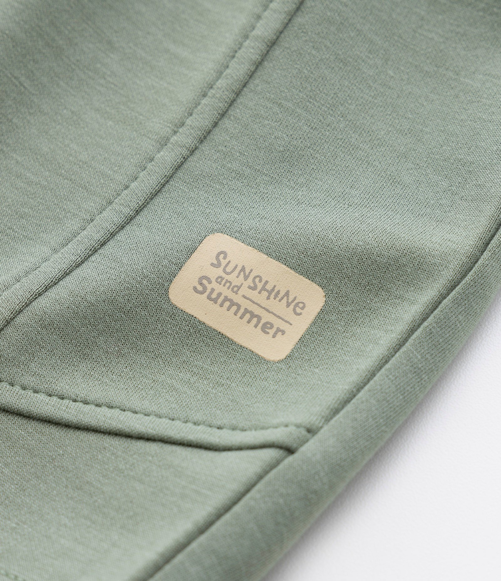 Bermuda Infantil em Modal com Recortes - Tam 1 a 5 anos Verde 6