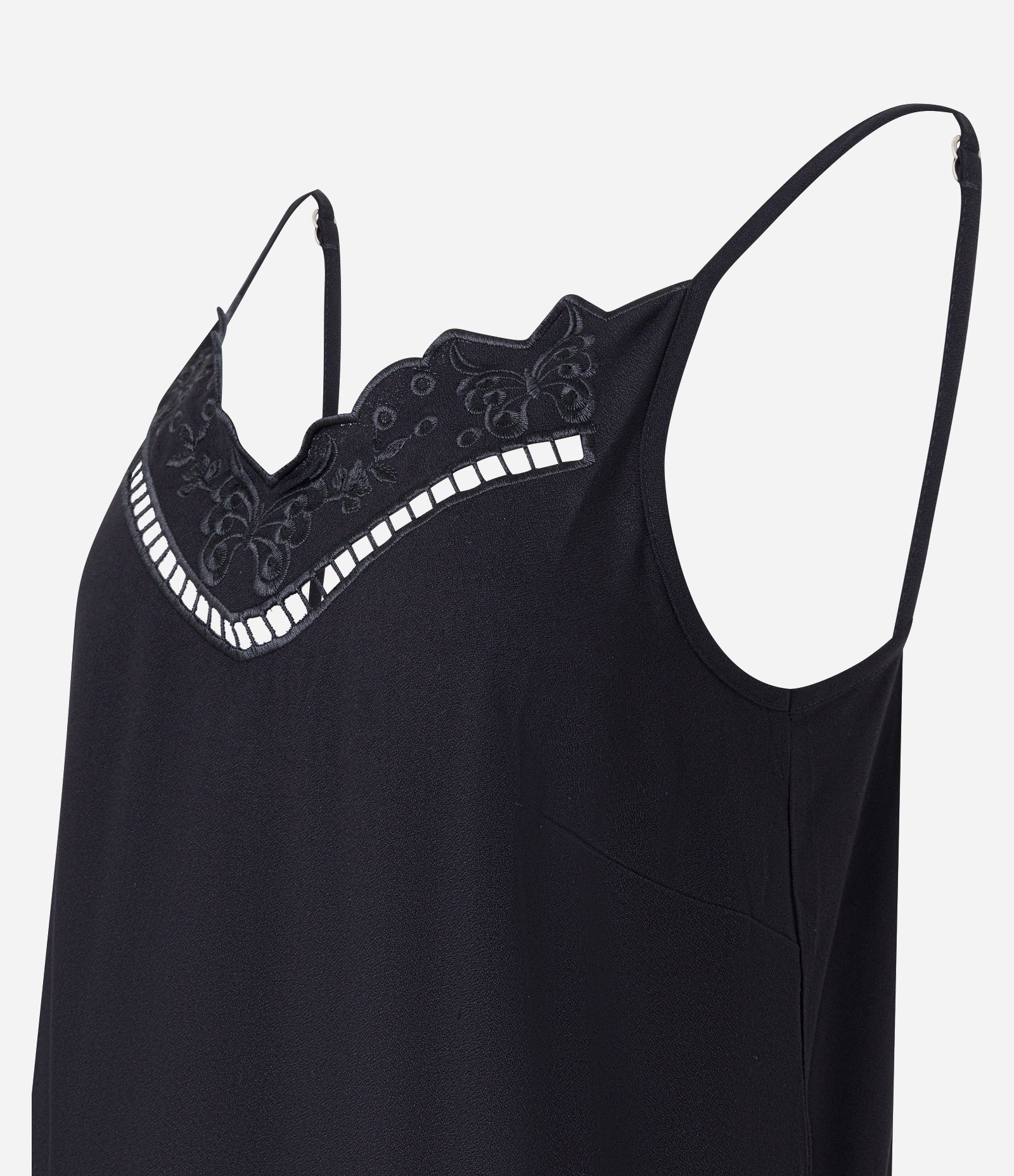 Blusa de Alça em Viscose com Bordado Floral no Decote Preto 6