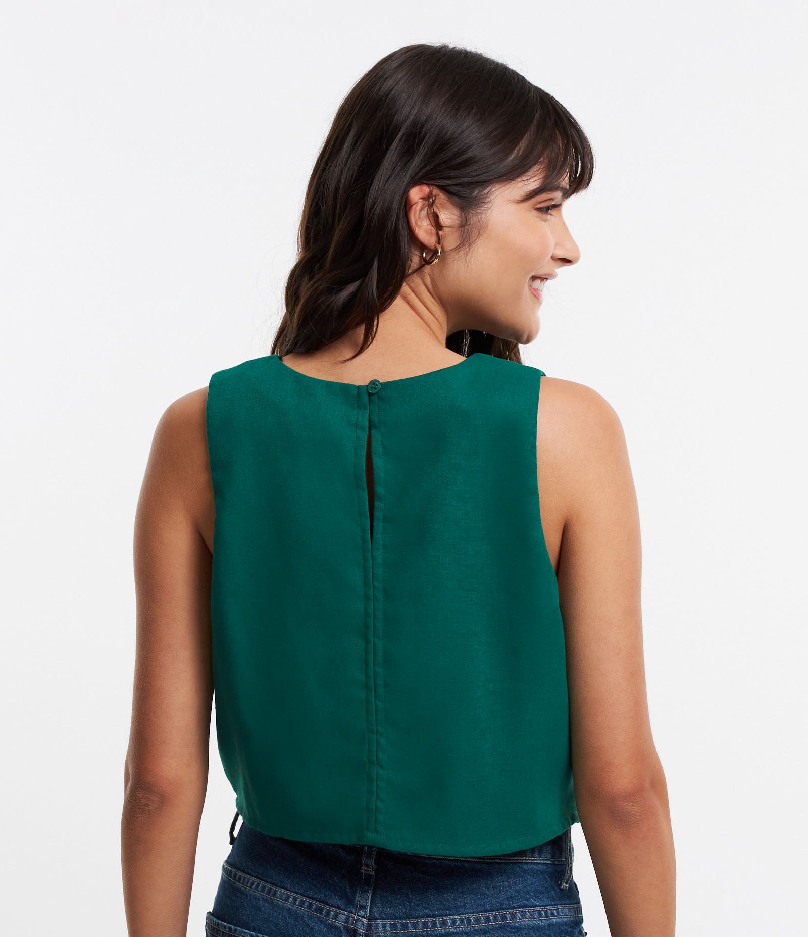 Blusa Cropped Sem Manga Em Linho Abertura Gota Nas Costas Verde