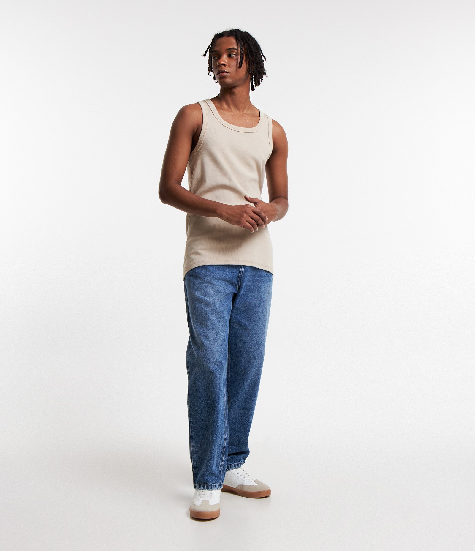 Regata Regular Básica em Ribana de Algodão Bege 2