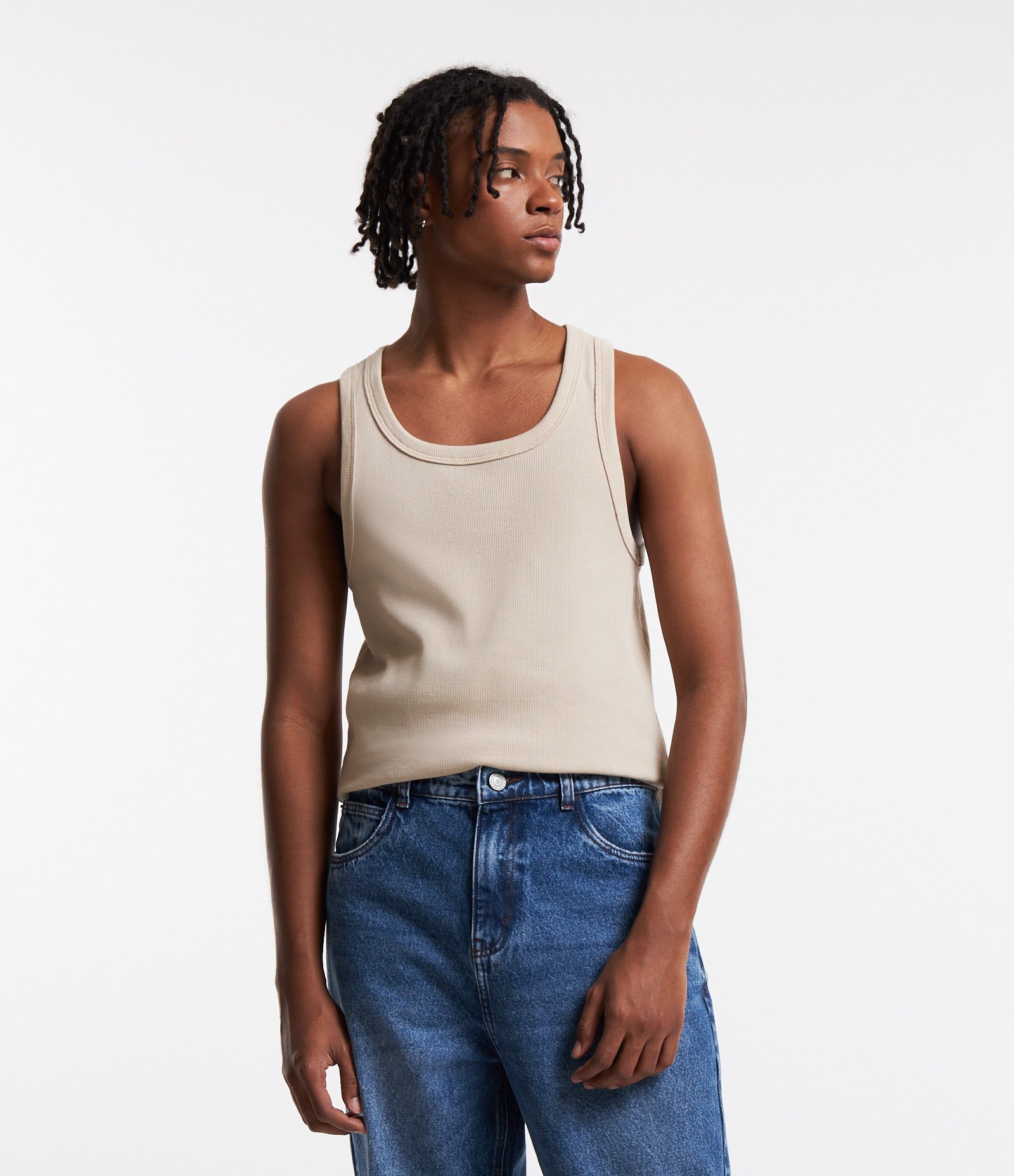 Regata Regular Básica em Ribana de Algodão Bege 5