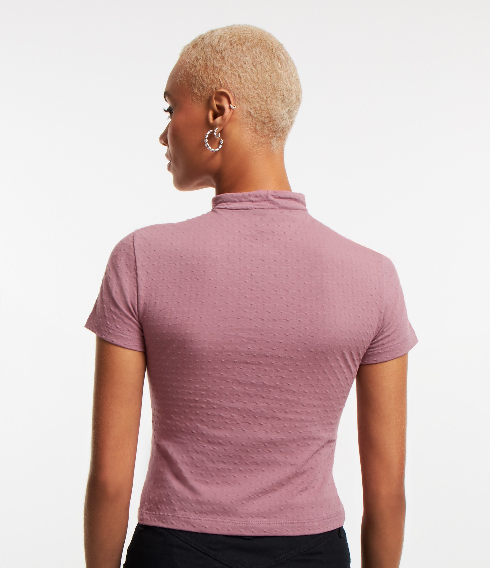 Blusa em Algodão Texturizada com Gola Alta Rosa 3