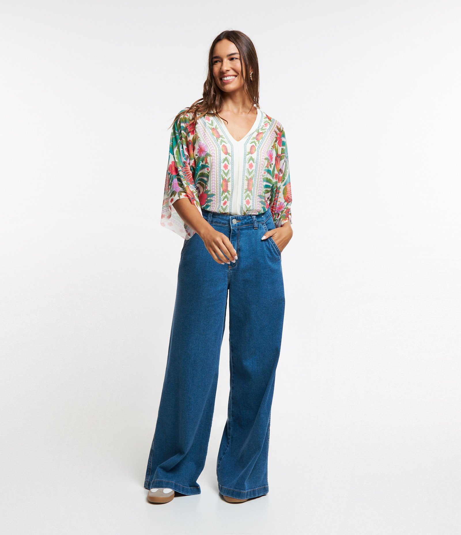 Body Manga Ampla em Tule com Estampa Tropical Étnica Multicores 2