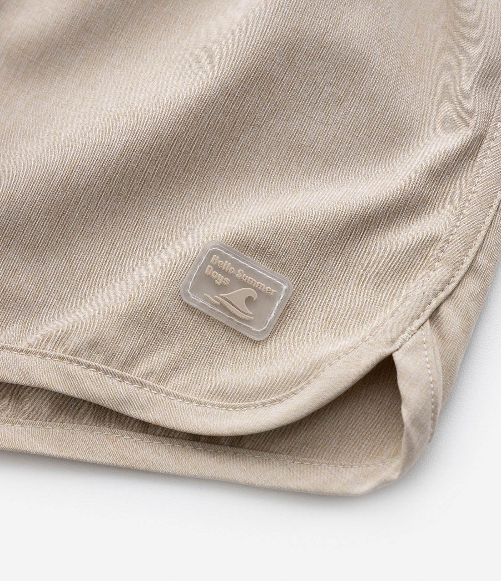 Bermuda Infantil com Cós Elástico e Etiqueta na Barra - Tam 1 a 5 Anos Bege 5