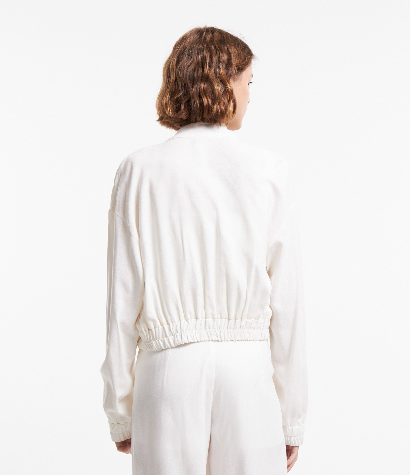 Jaqueta Bomber em Linho e Viscose com Bolsos e Elástico na Barra Branco 3