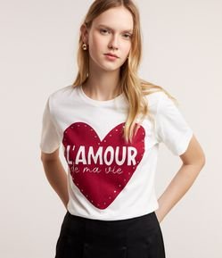 Blusa T-shirt em Algodão com Estampa Coração L`amour e Brilhos Aplicados