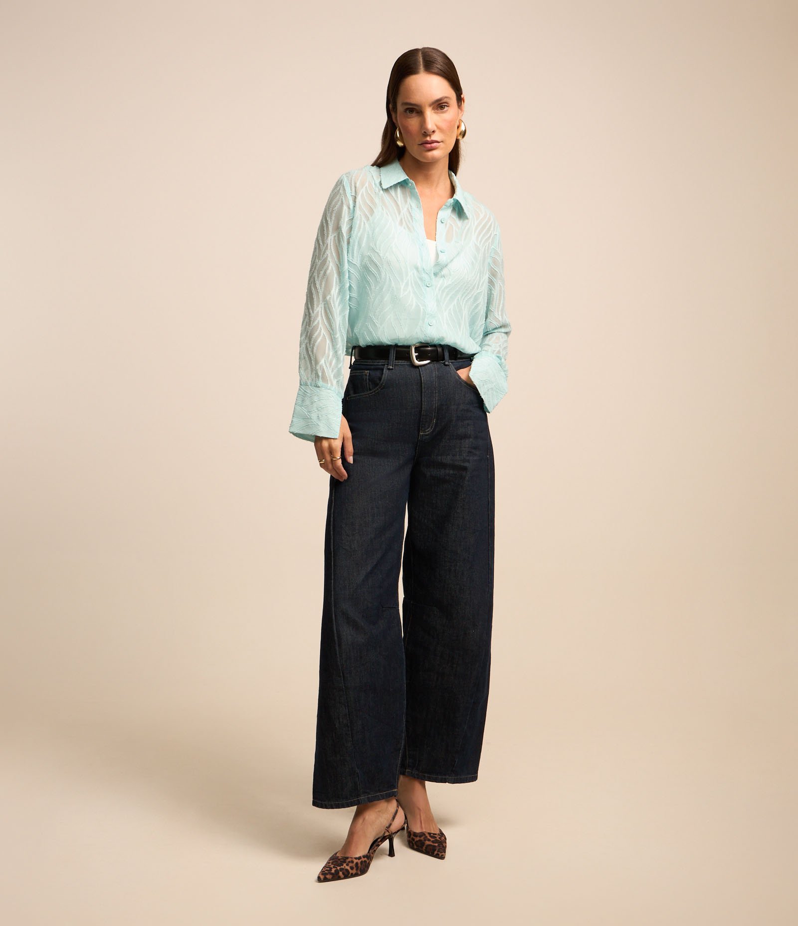 Camisa com Textura Jacquard e Leve Transparência Azul 3