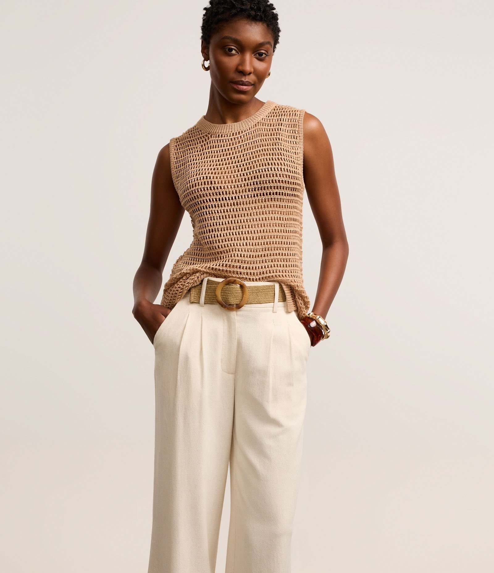 Calça Wide Leg em Viscolinho com Pregas Bege 2