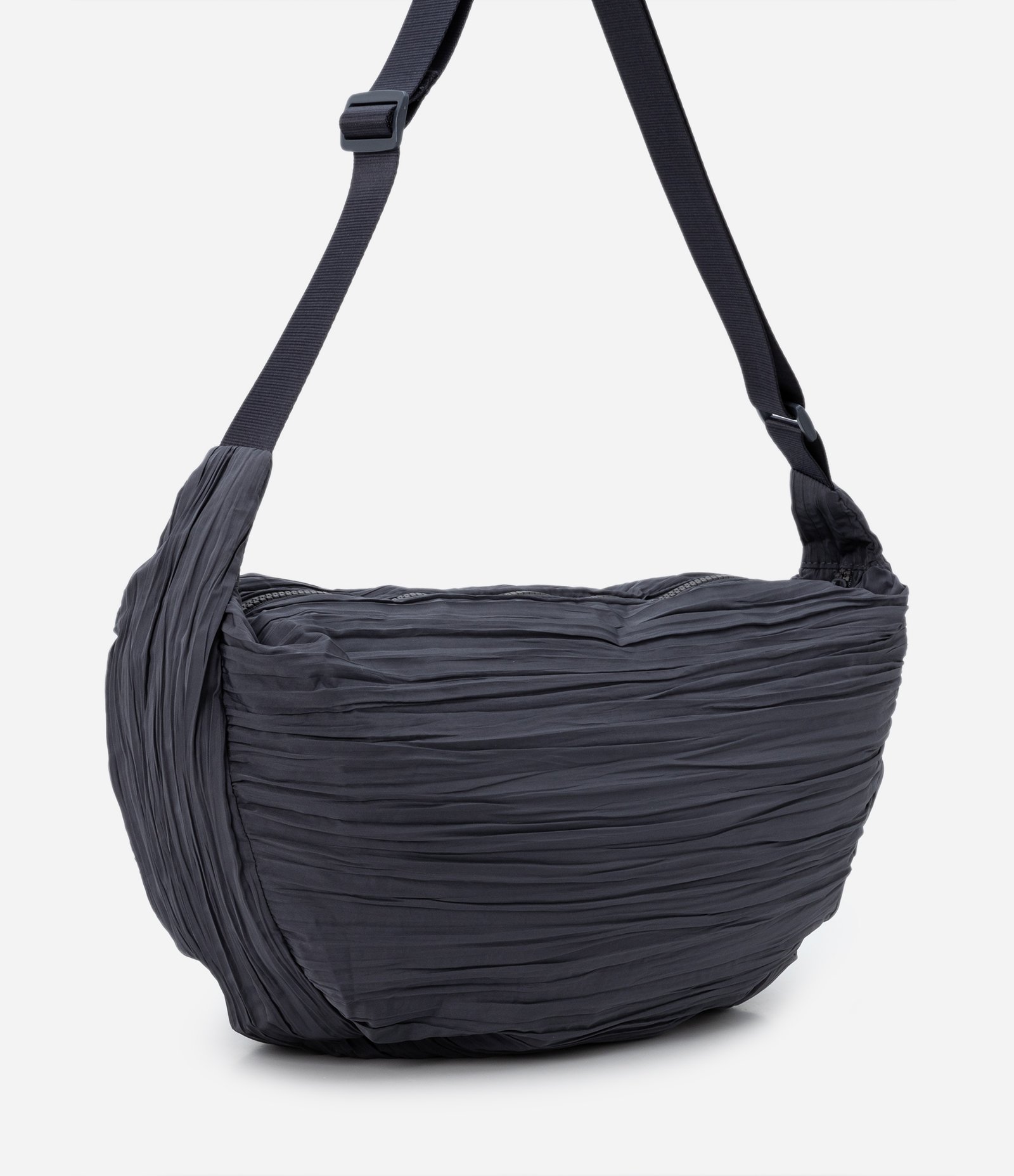 Bolsa Hobo Shoulder Média com Alça Transversal Regulável 1