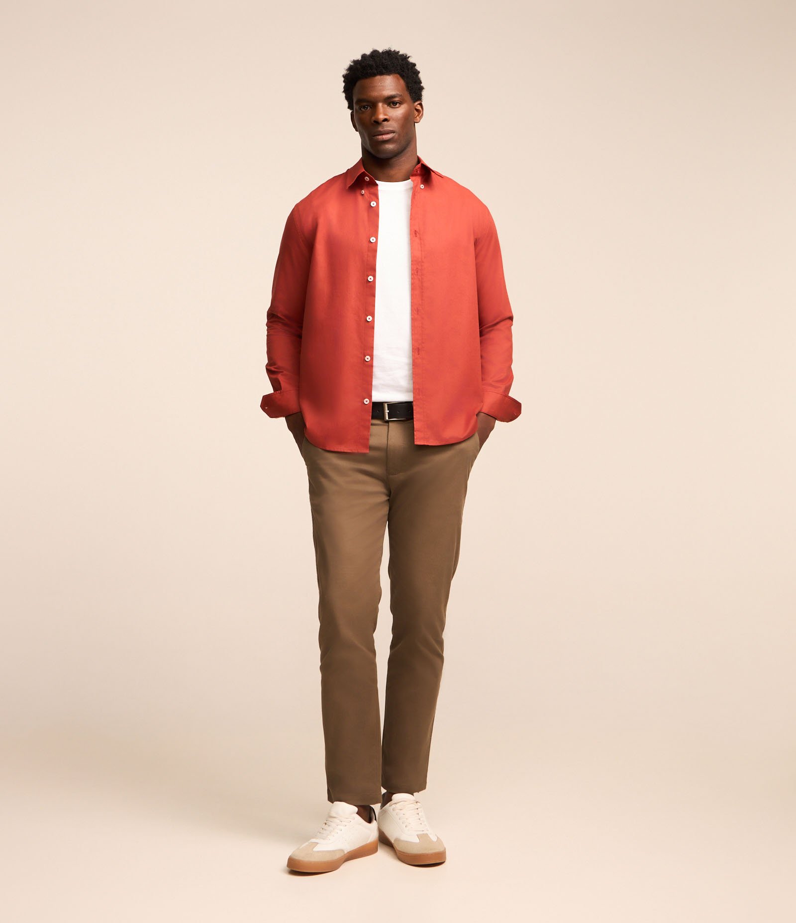 Camisa em Oxford com Abotoamento Frontal Vermelho 2