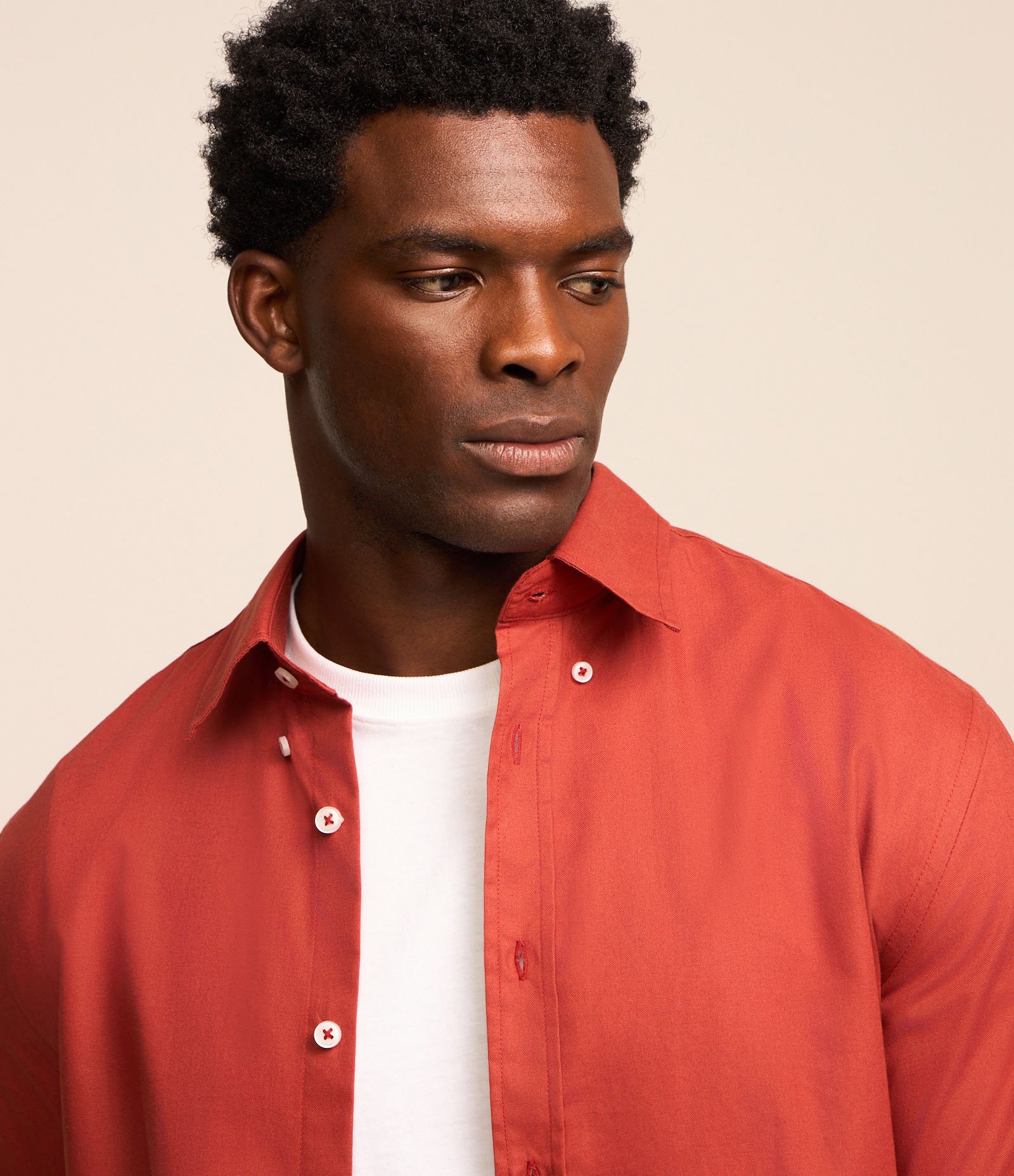 Camisa em Oxford com Abotoamento Frontal Vermelho 3