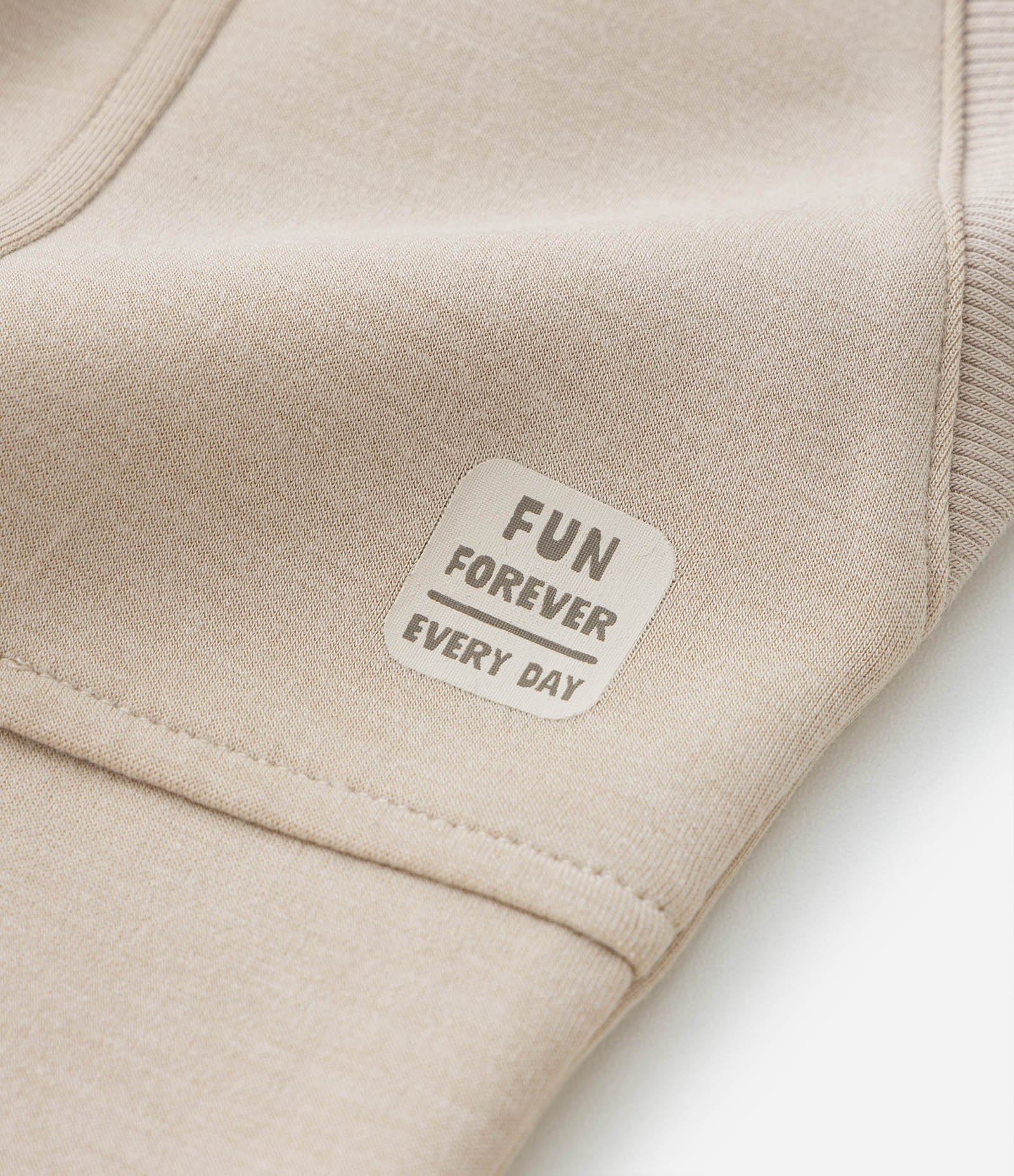 Calça Infantil em Modal com Recortes e Bolsos - Tam 1 a 6 Anos Bege 4